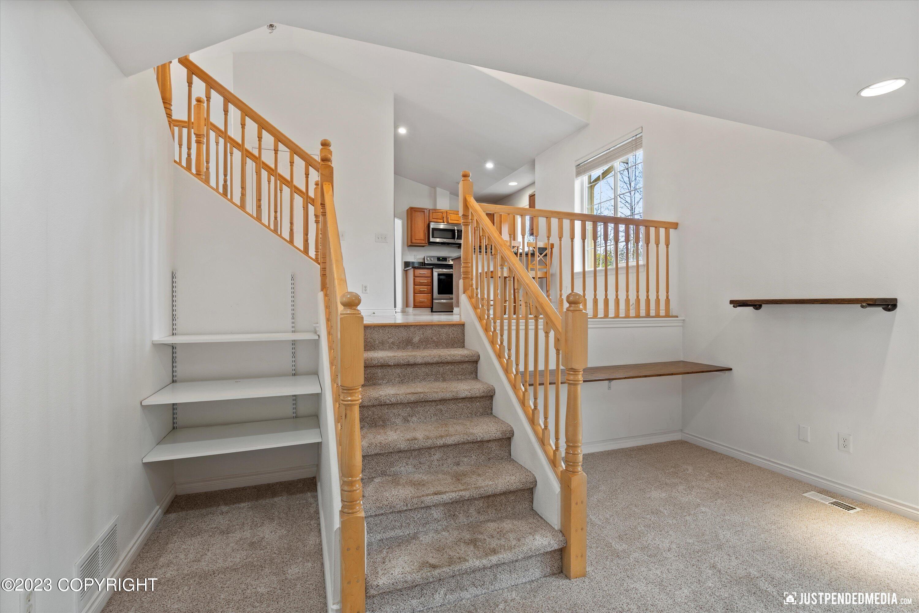 5605 Yukon Charlie Loop