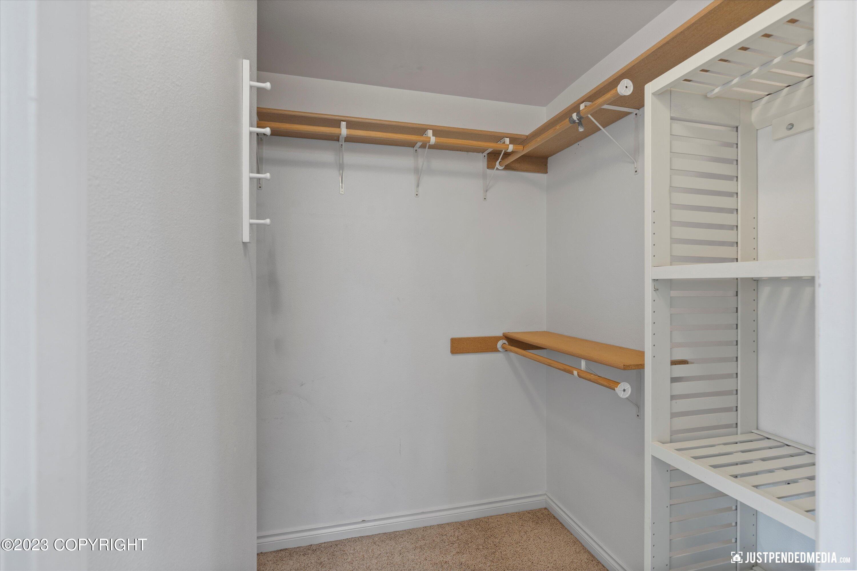 5605 Yukon Charlie Loop