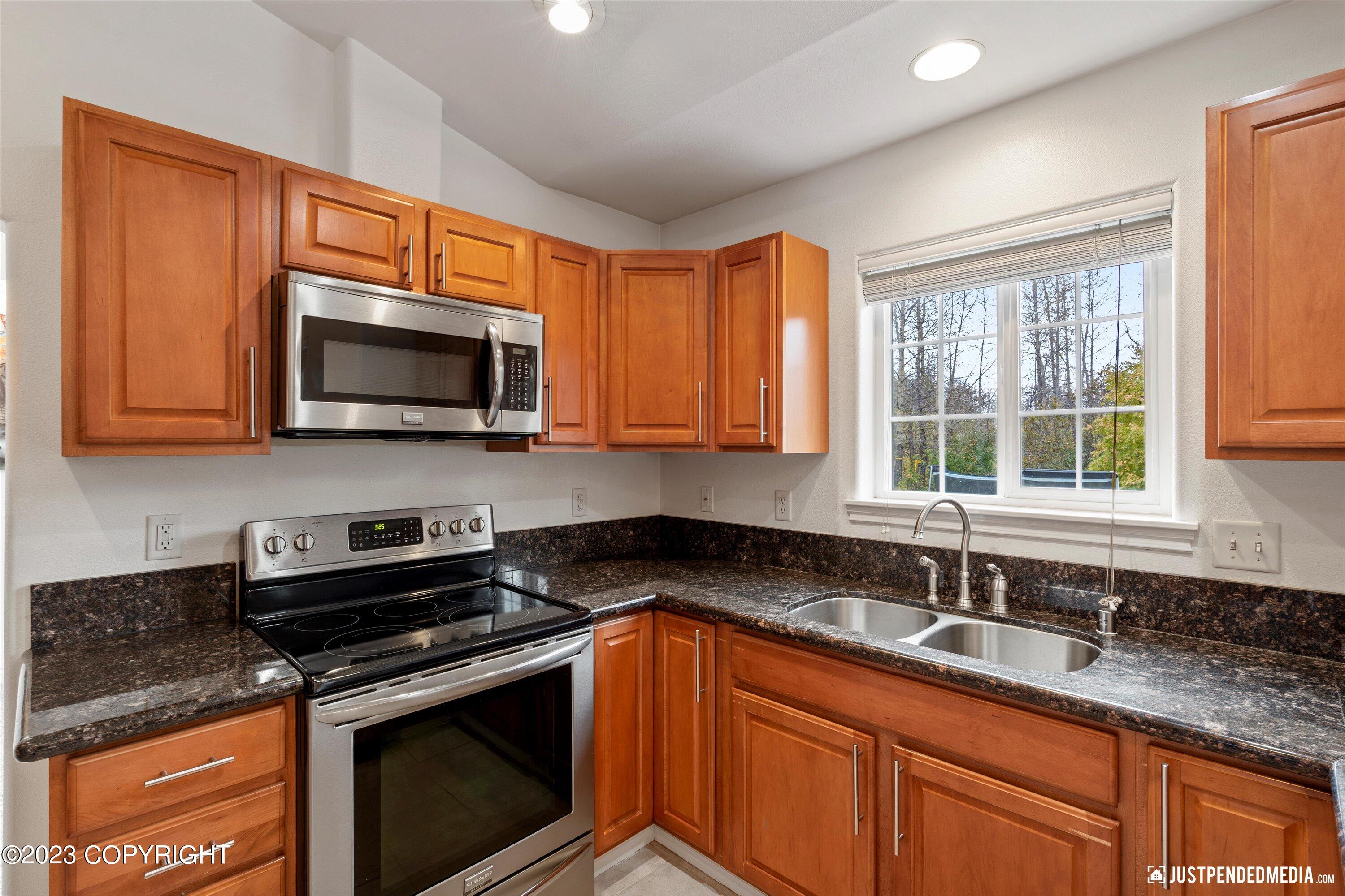 5605 Yukon Charlie Loop