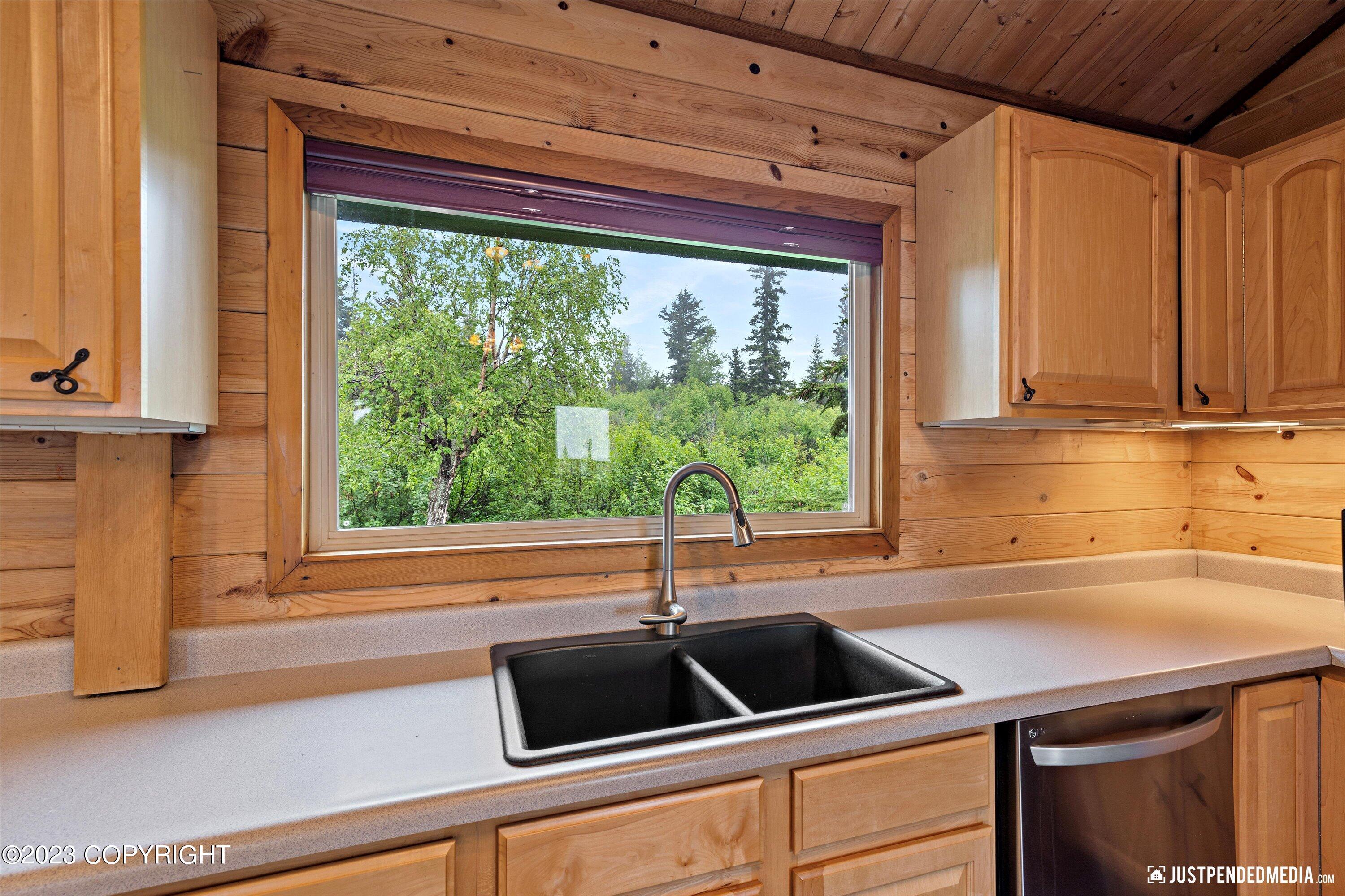 6841 Potter Heights Drive