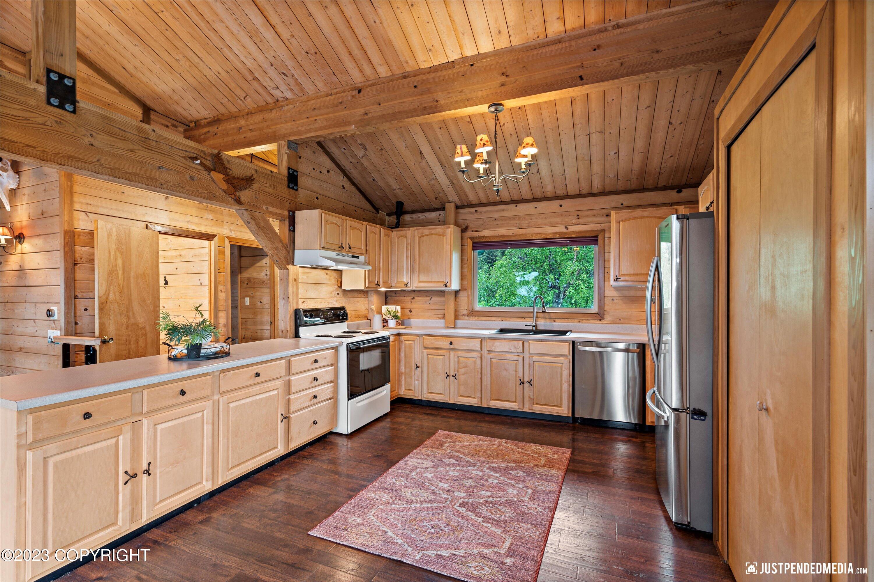 6841 Potter Heights Drive