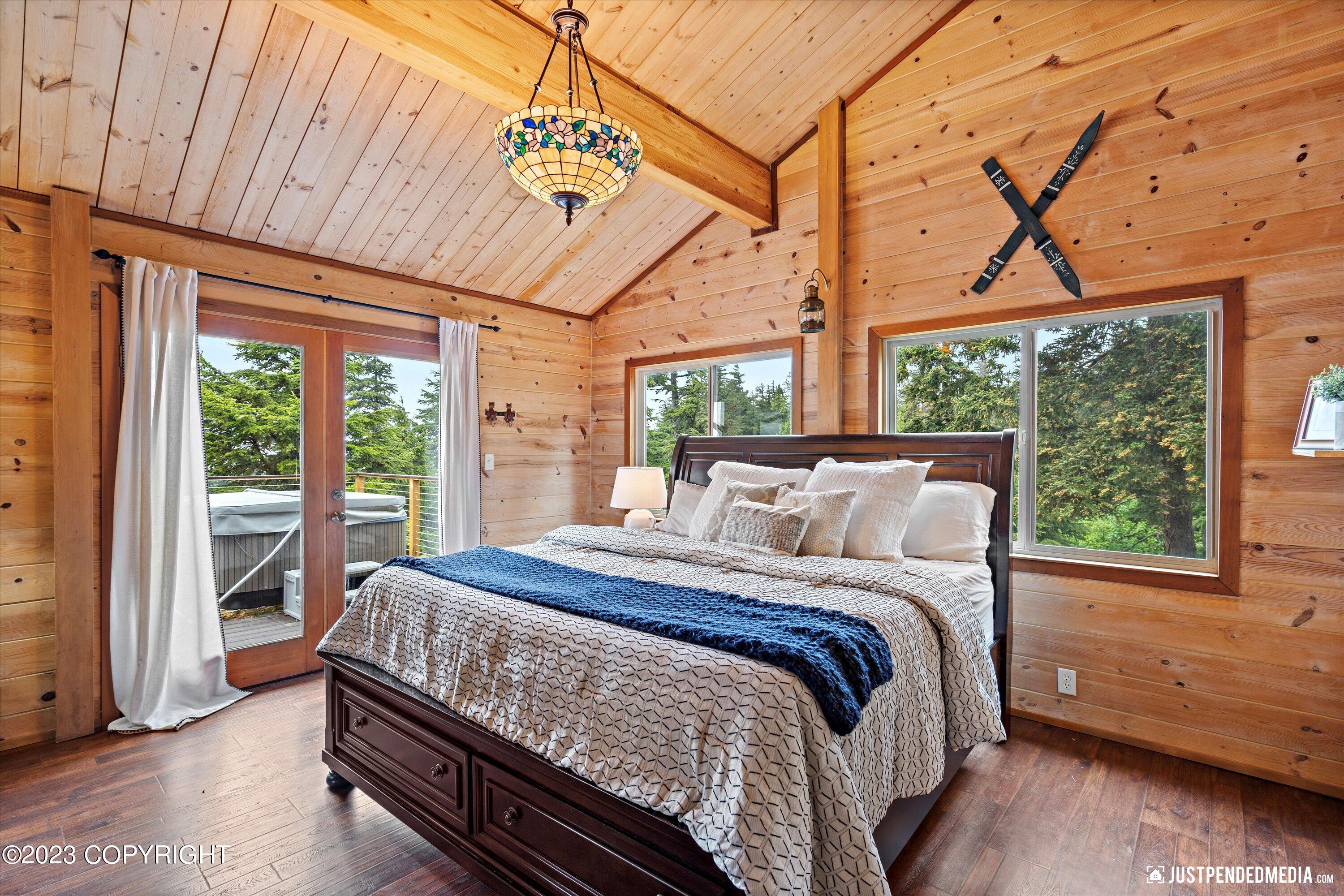 6841 Potter Heights Drive