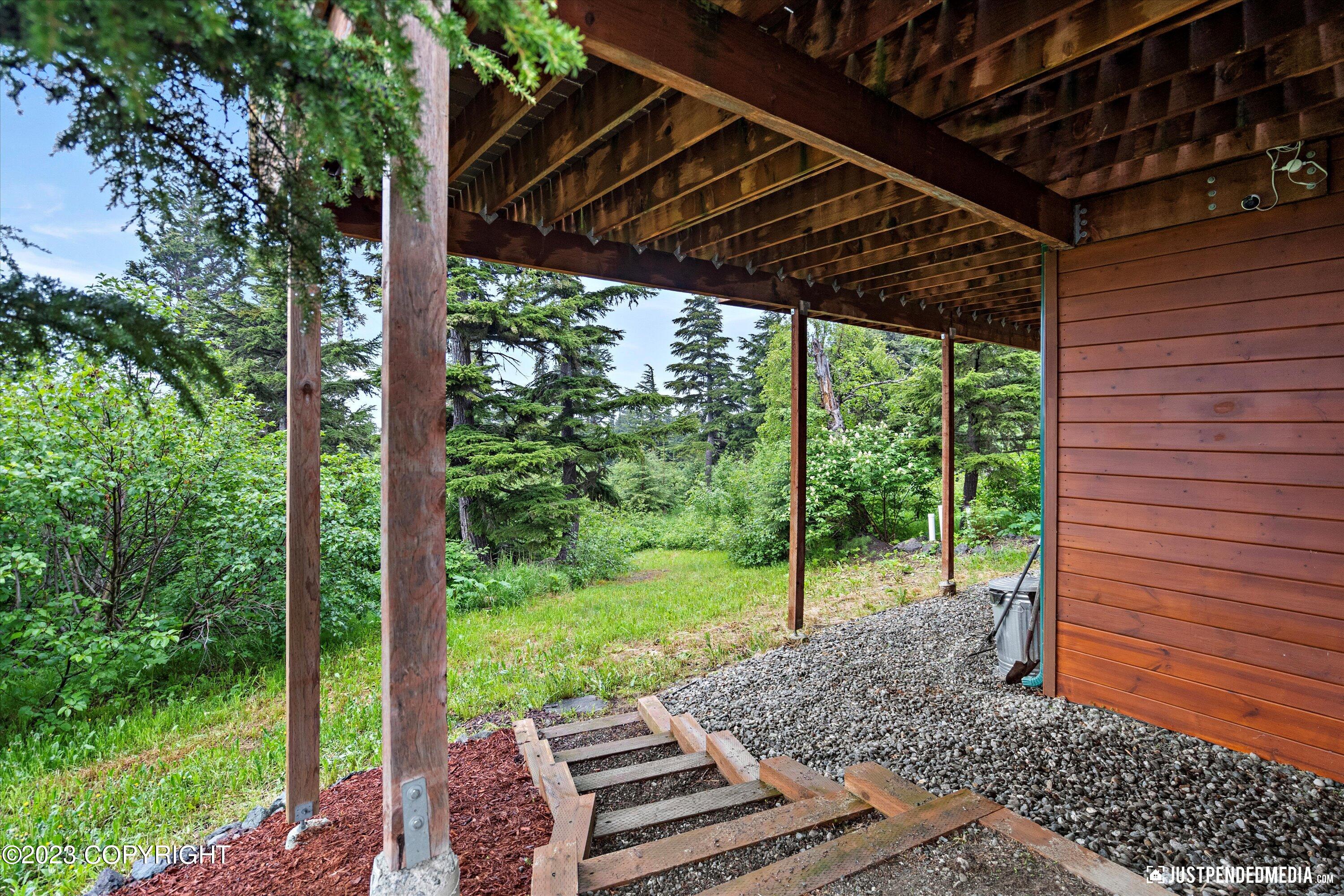 6841 Potter Heights Drive