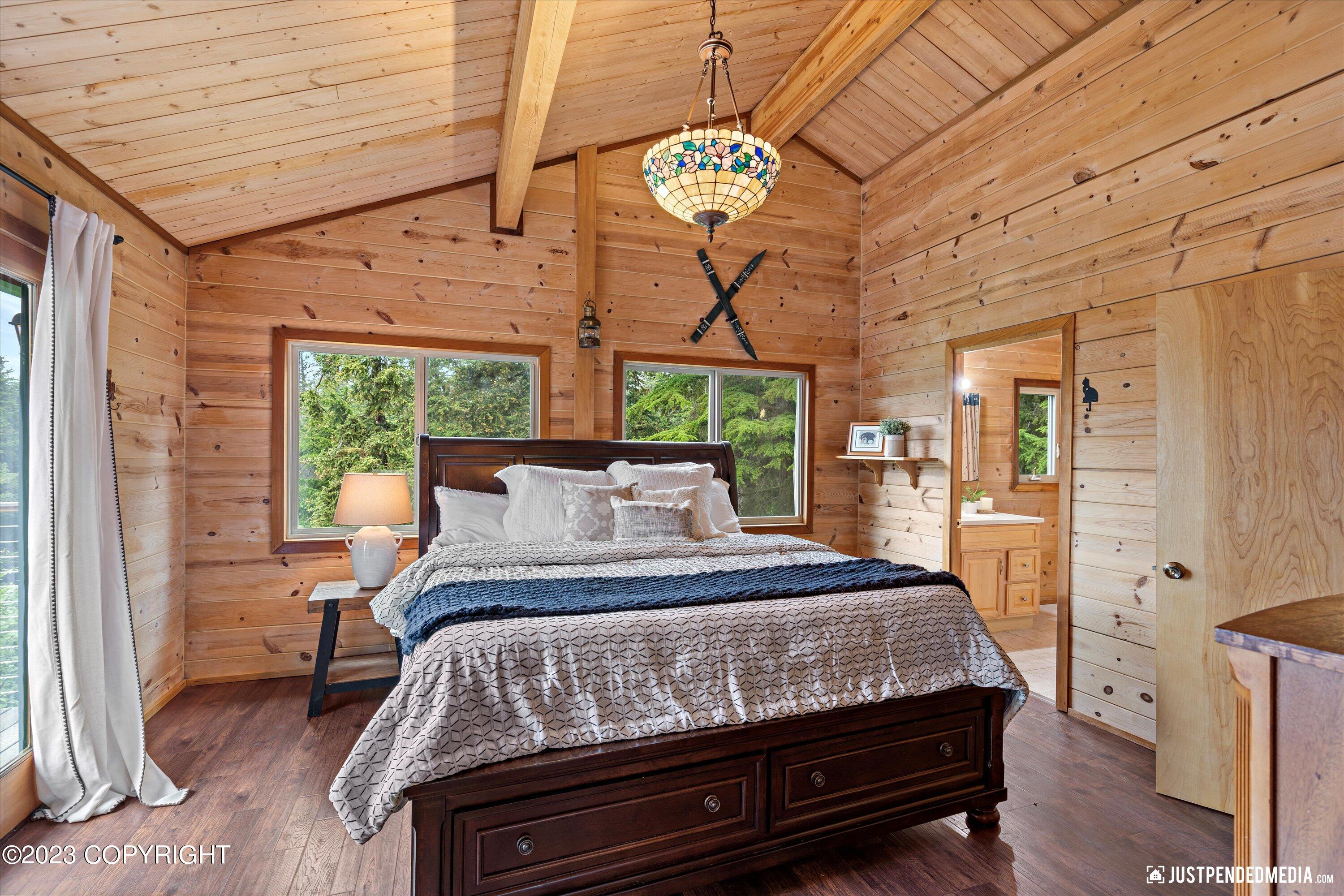 6841 Potter Heights Drive