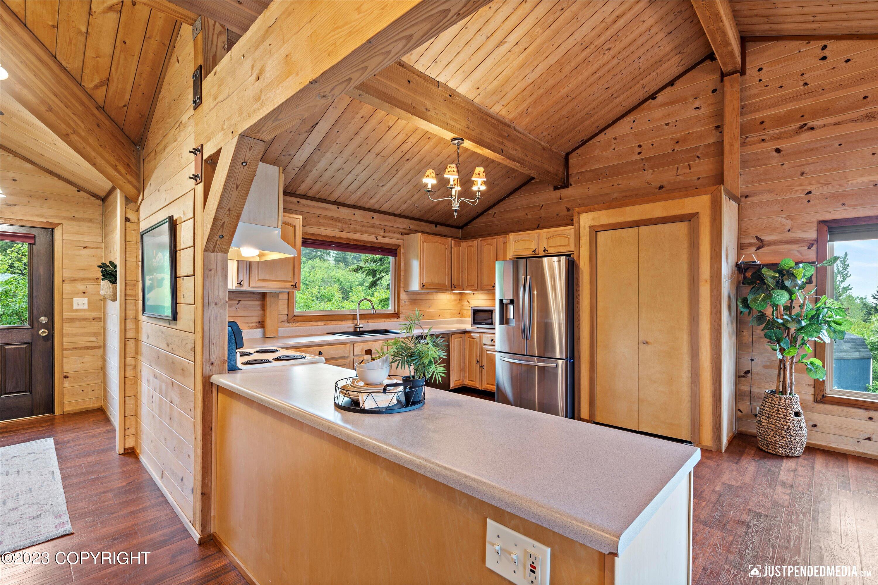 6841 Potter Heights Drive