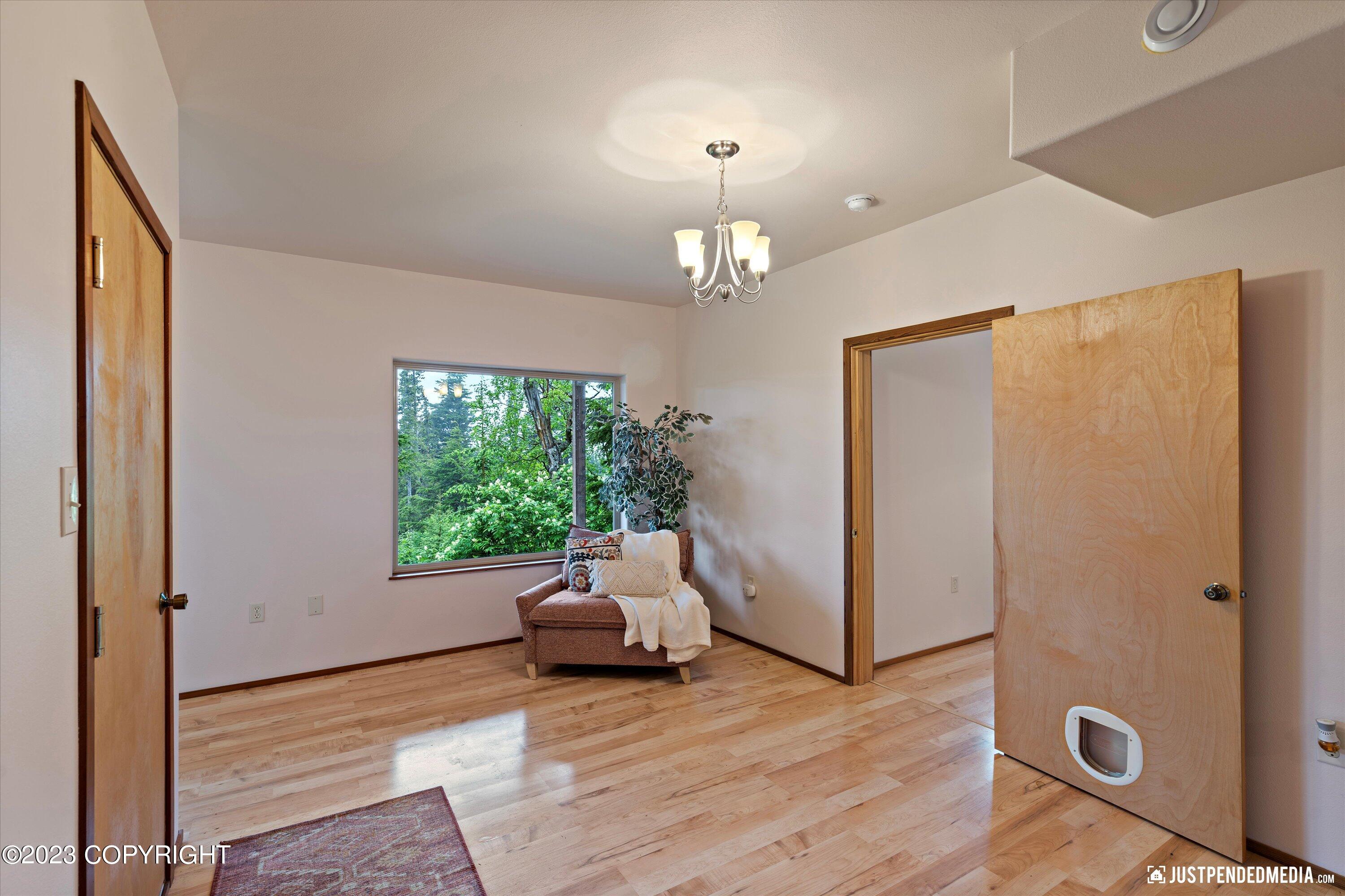 6841 Potter Heights Drive