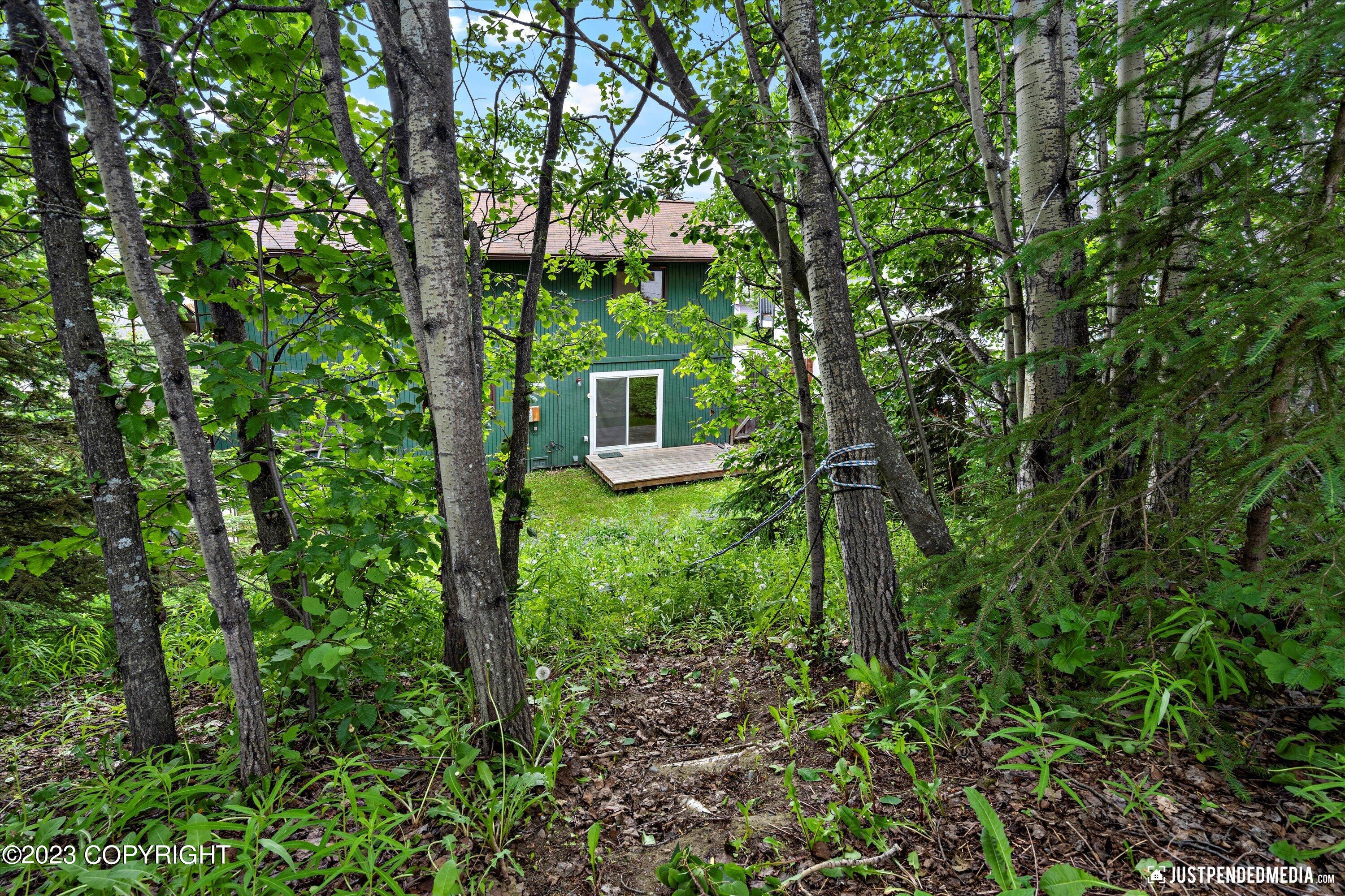 8911 Winchester Street