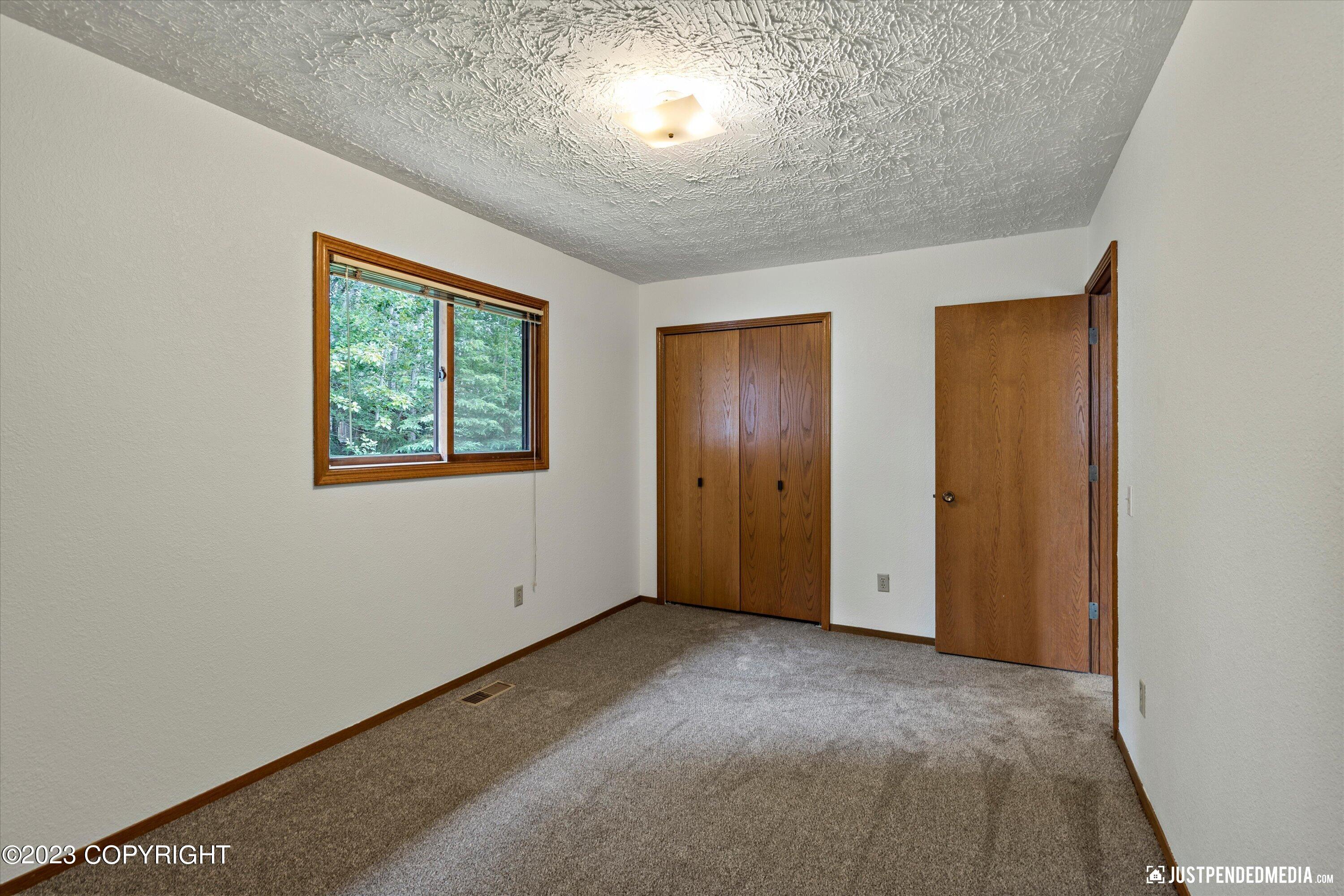 8911 Winchester Street