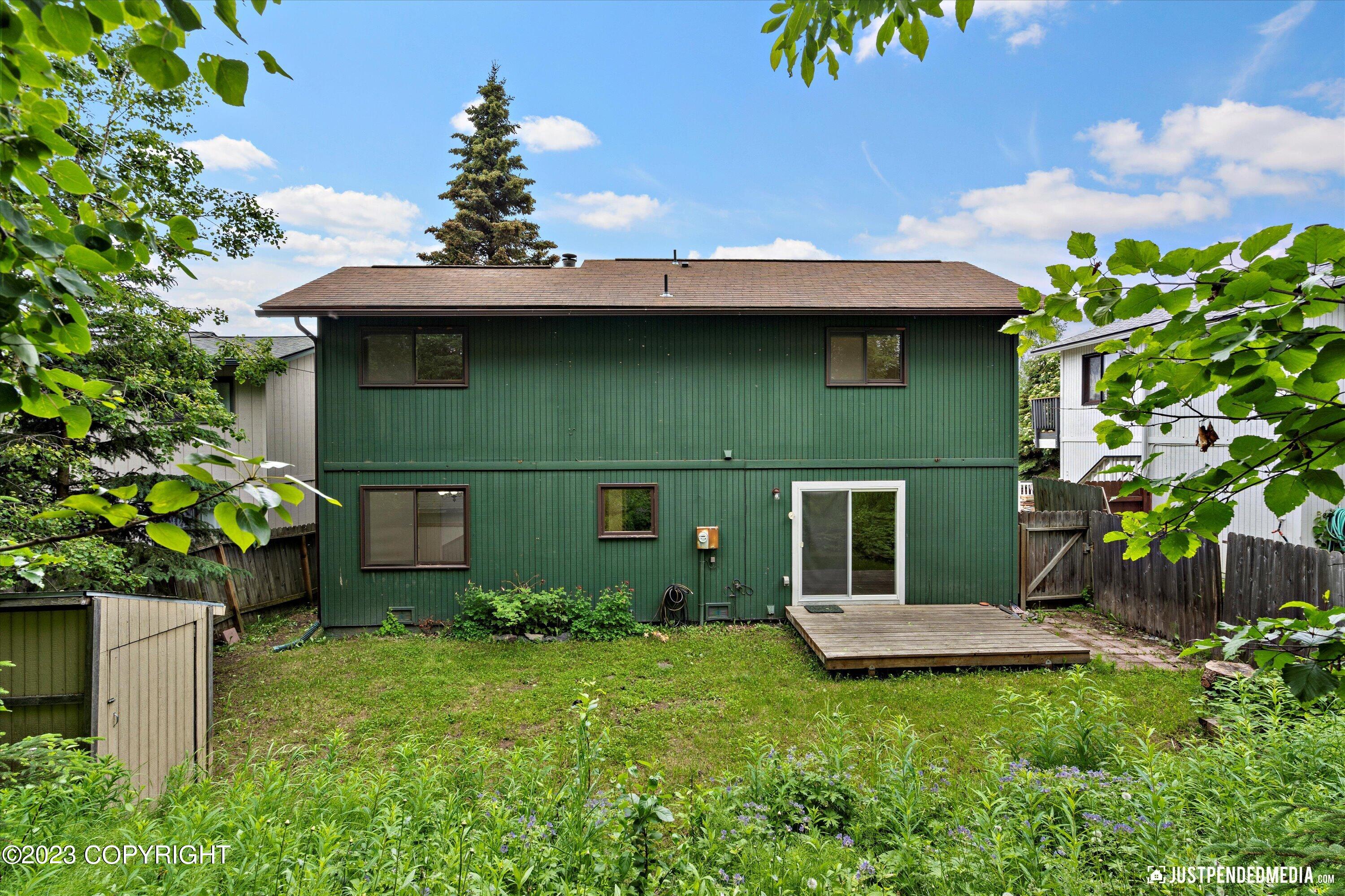 8911 Winchester Street