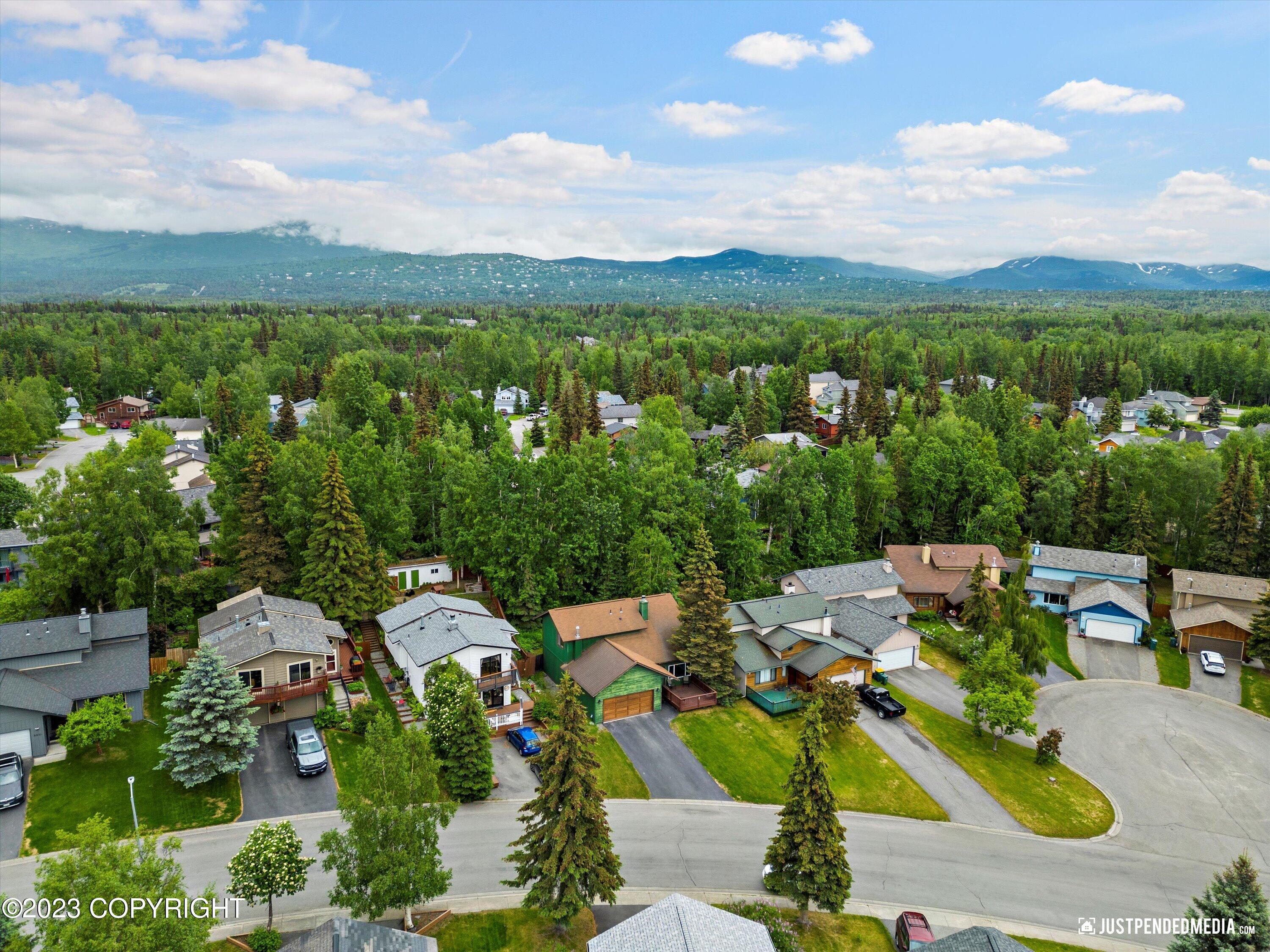 8911 Winchester Street