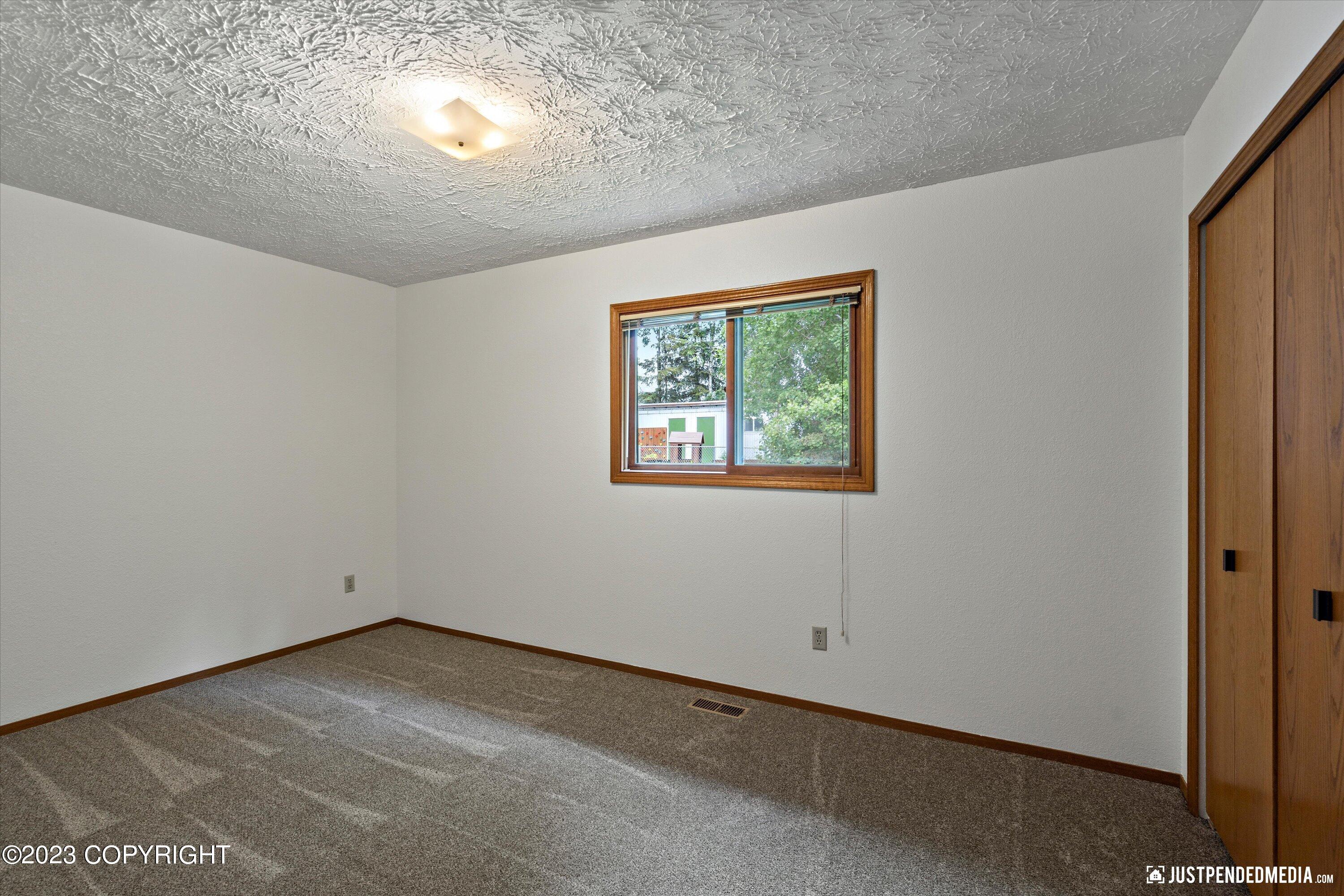 8911 Winchester Street