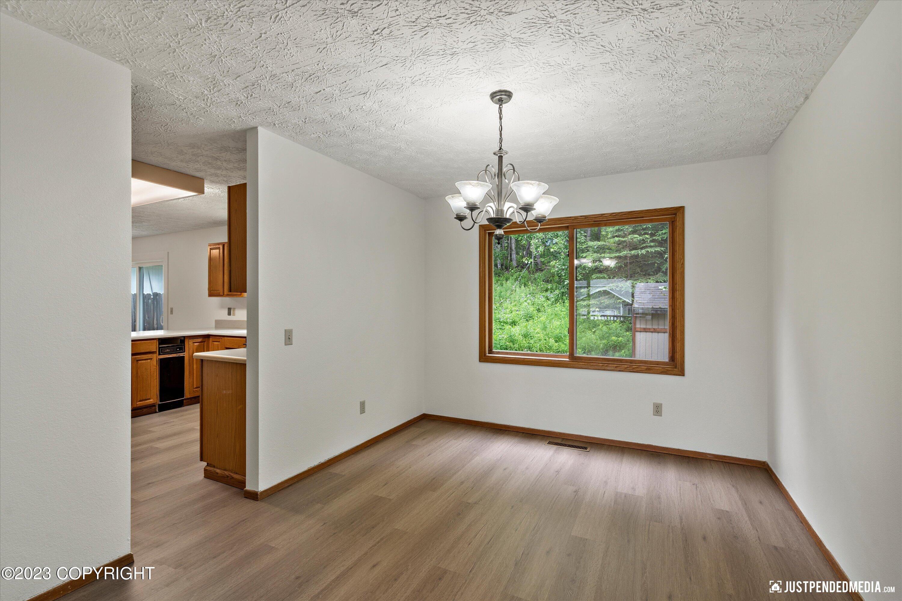 8911 Winchester Street