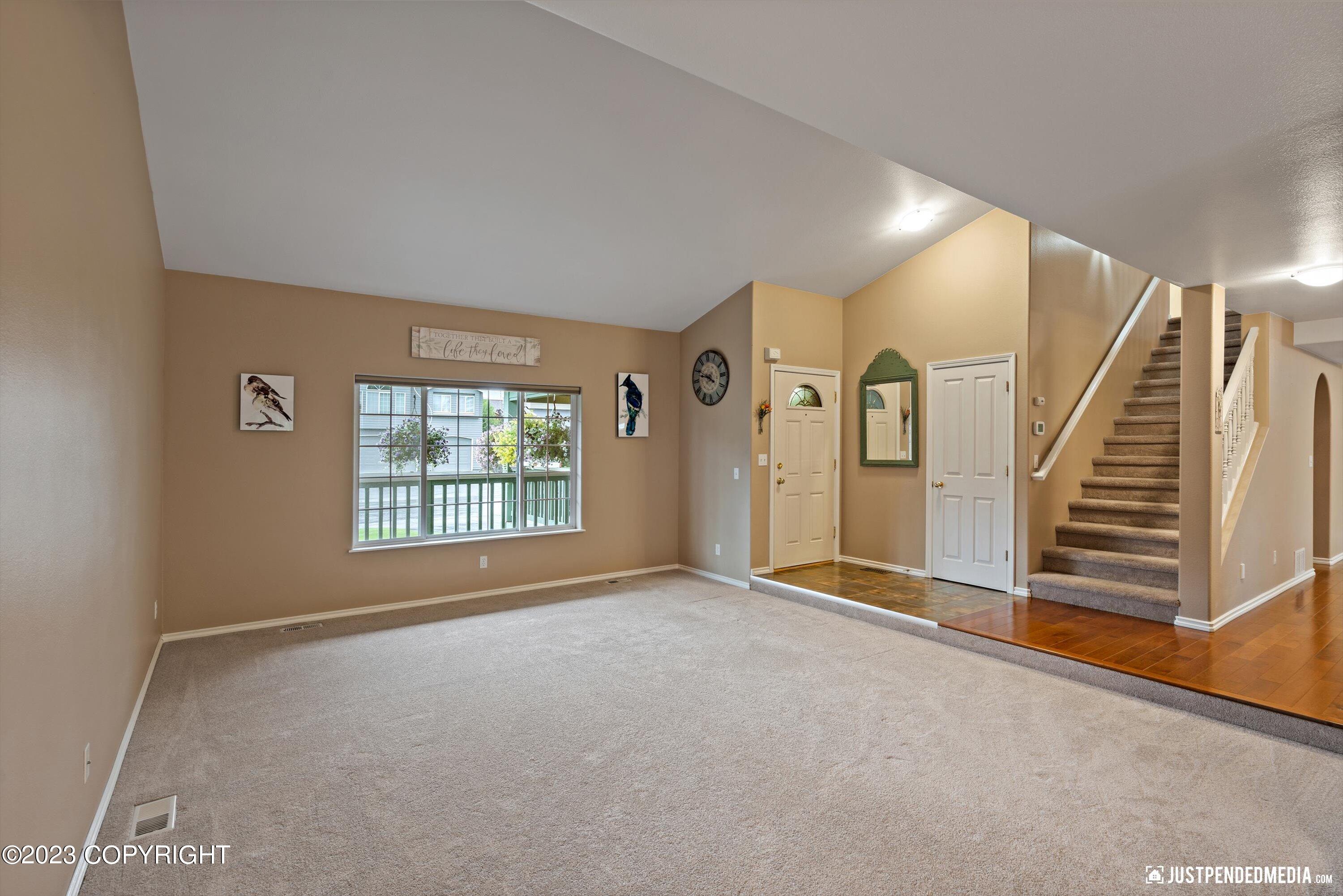 11600 Alderwood Loop