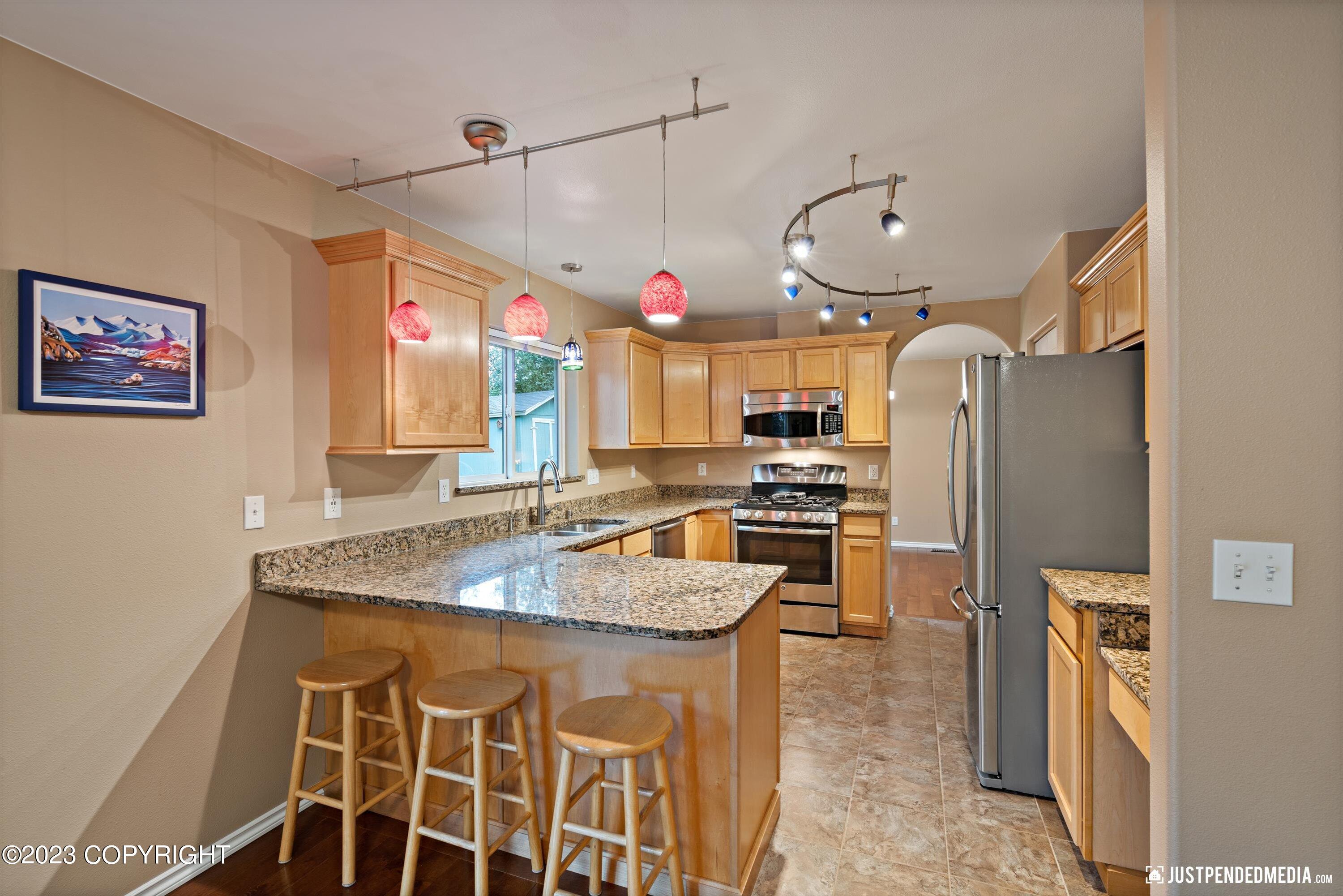 11600 Alderwood Loop