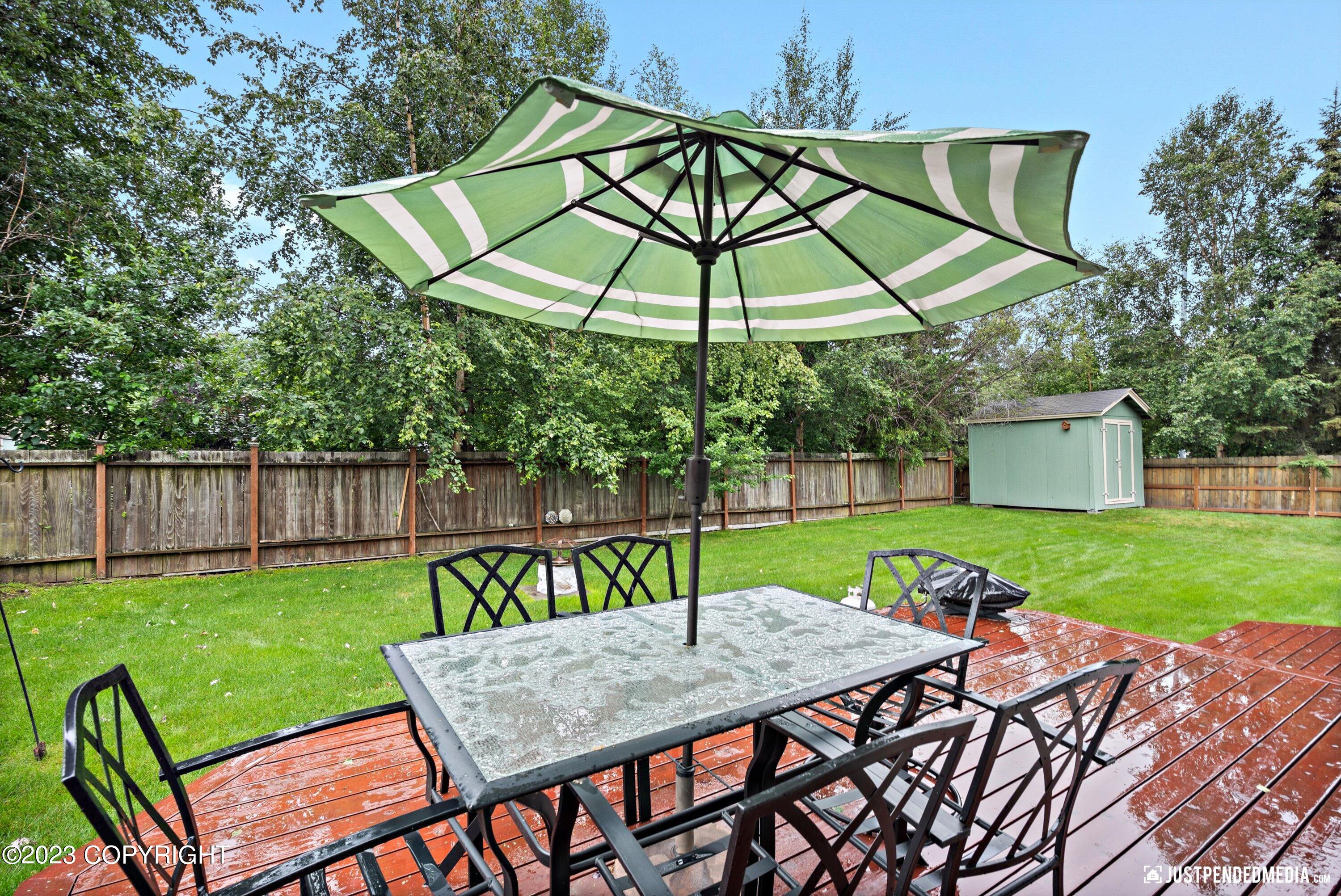 11600 Alderwood Loop