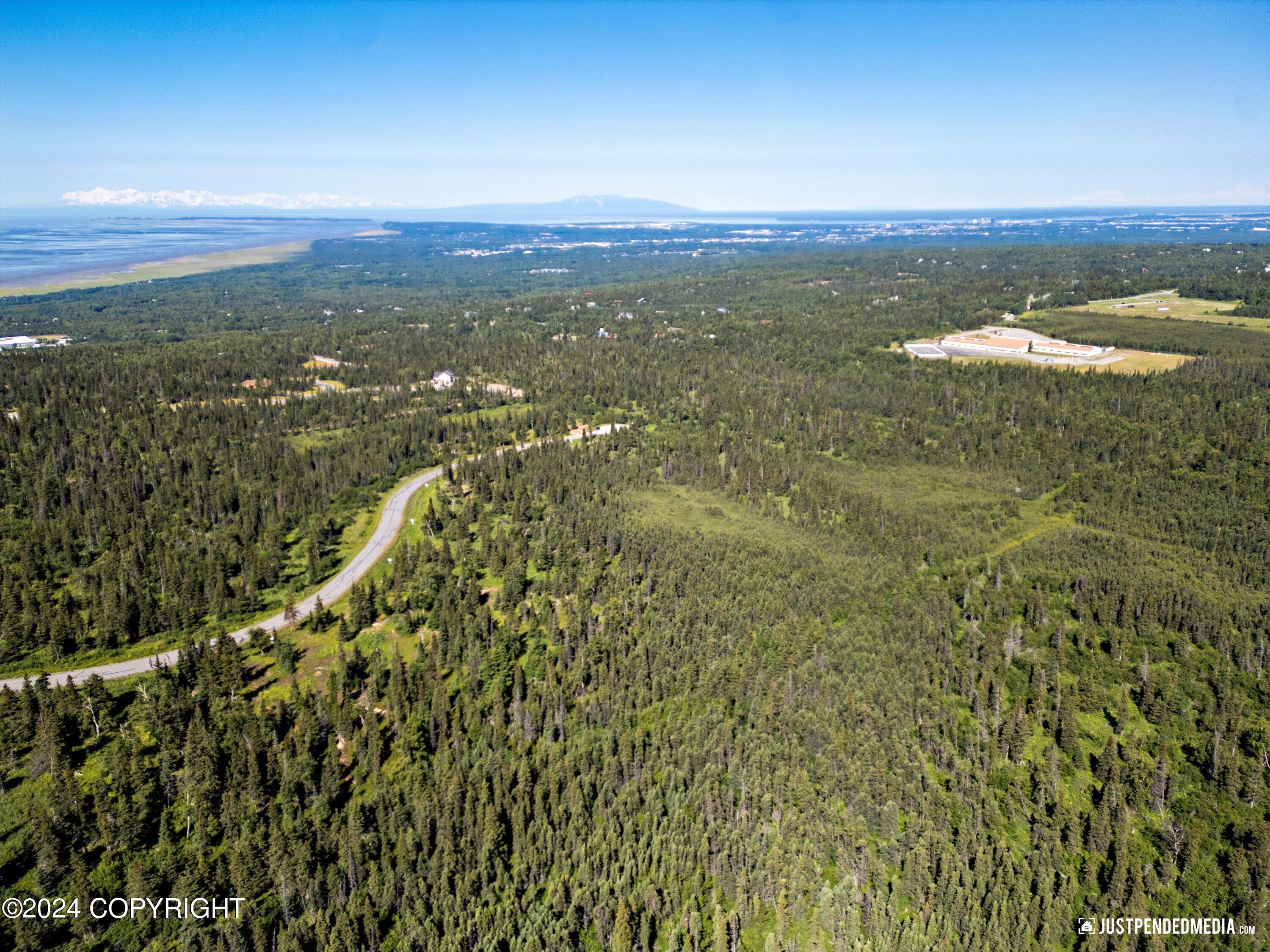 L5 B5 Mountain Air Drive