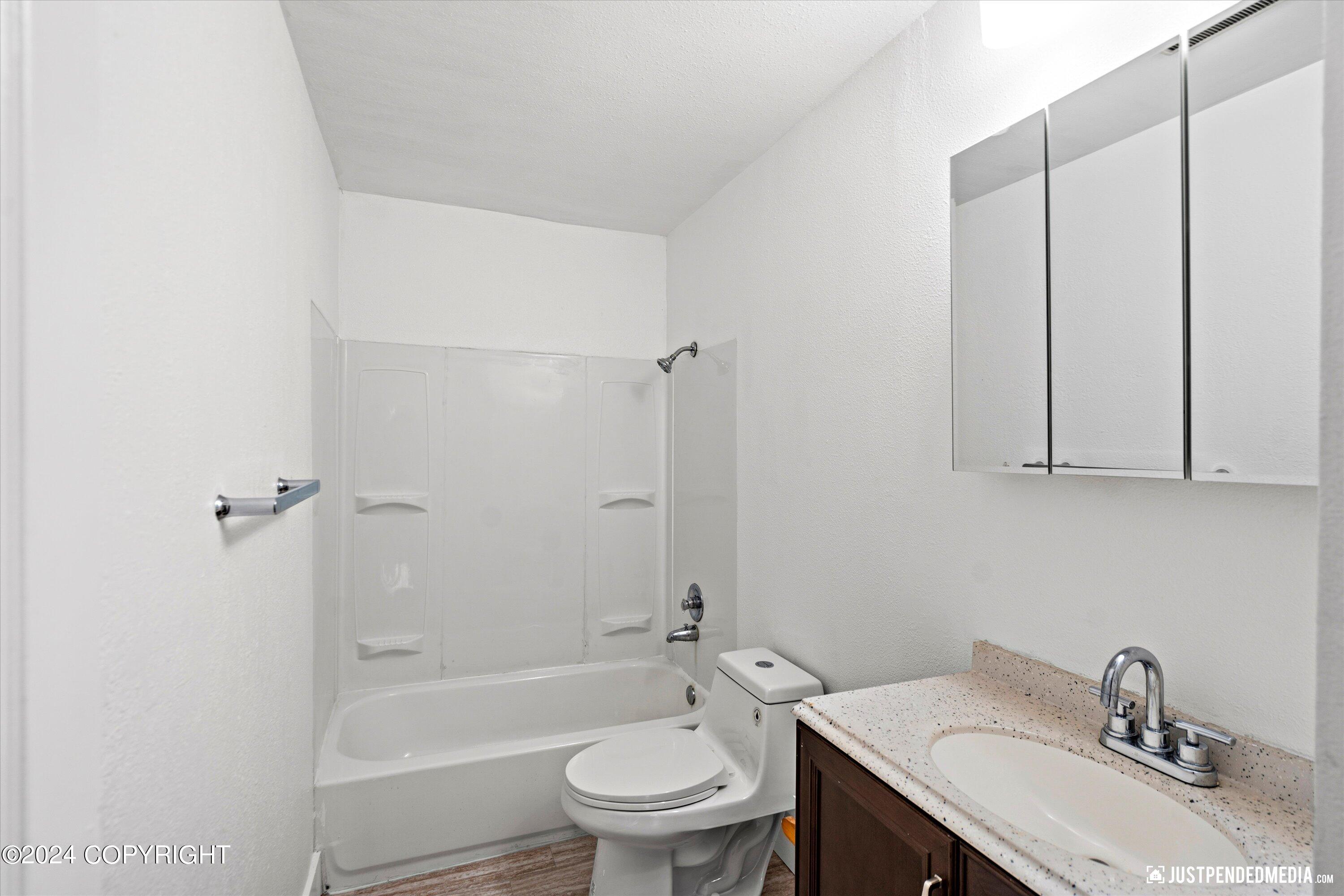 4640 Reka Drive # E4 Unit: #E4