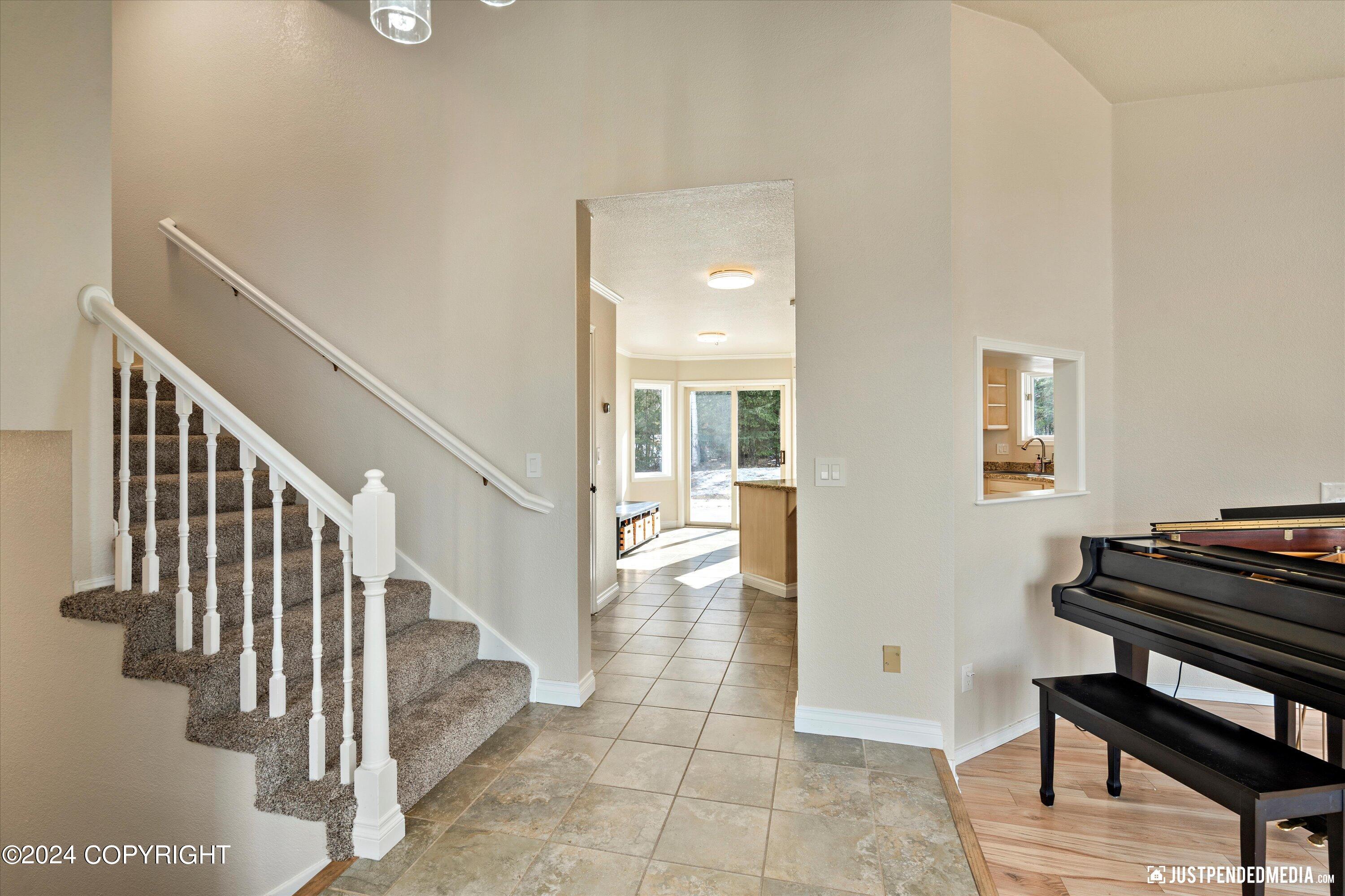 15651 Southpark Loop