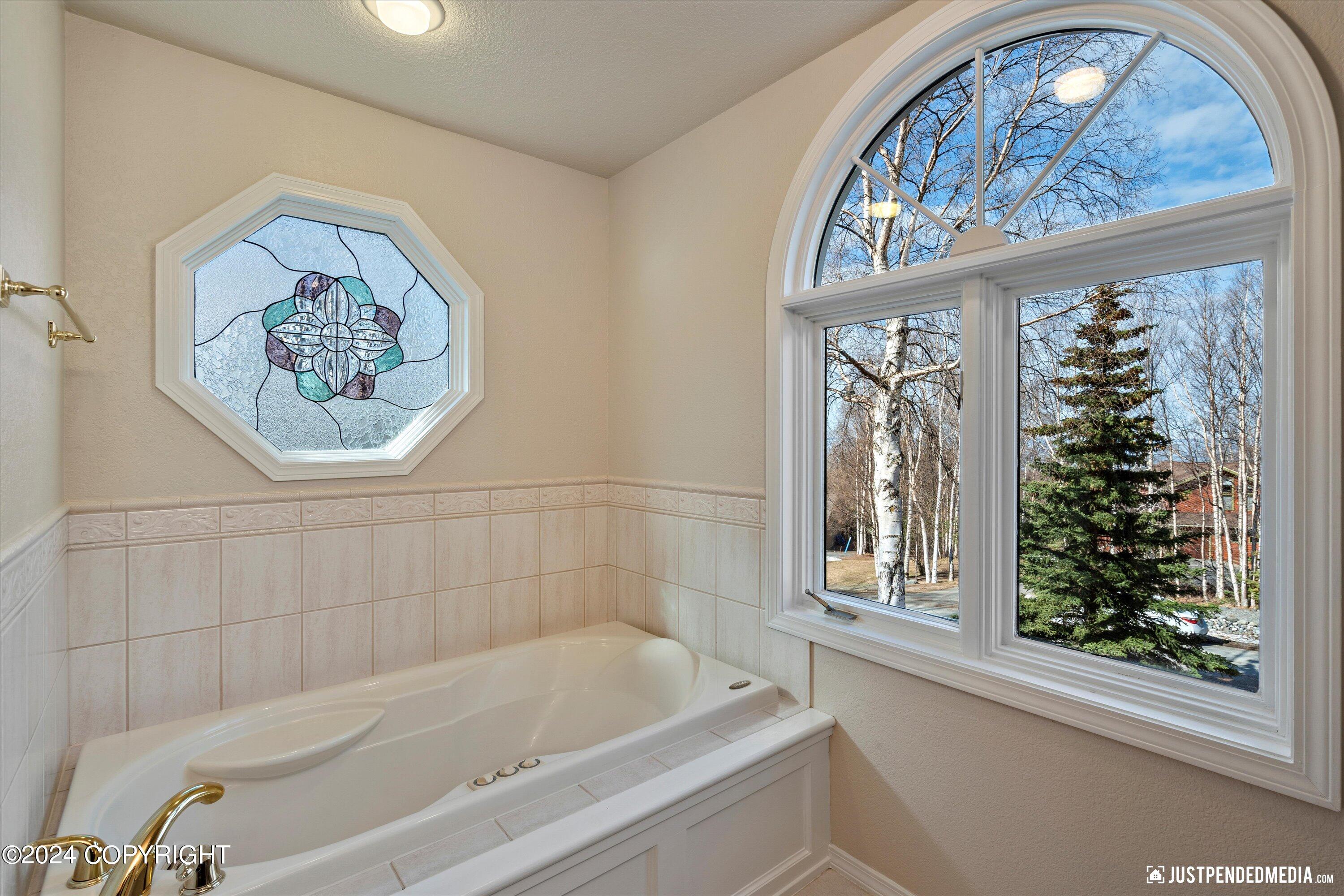 15651 Southpark Loop