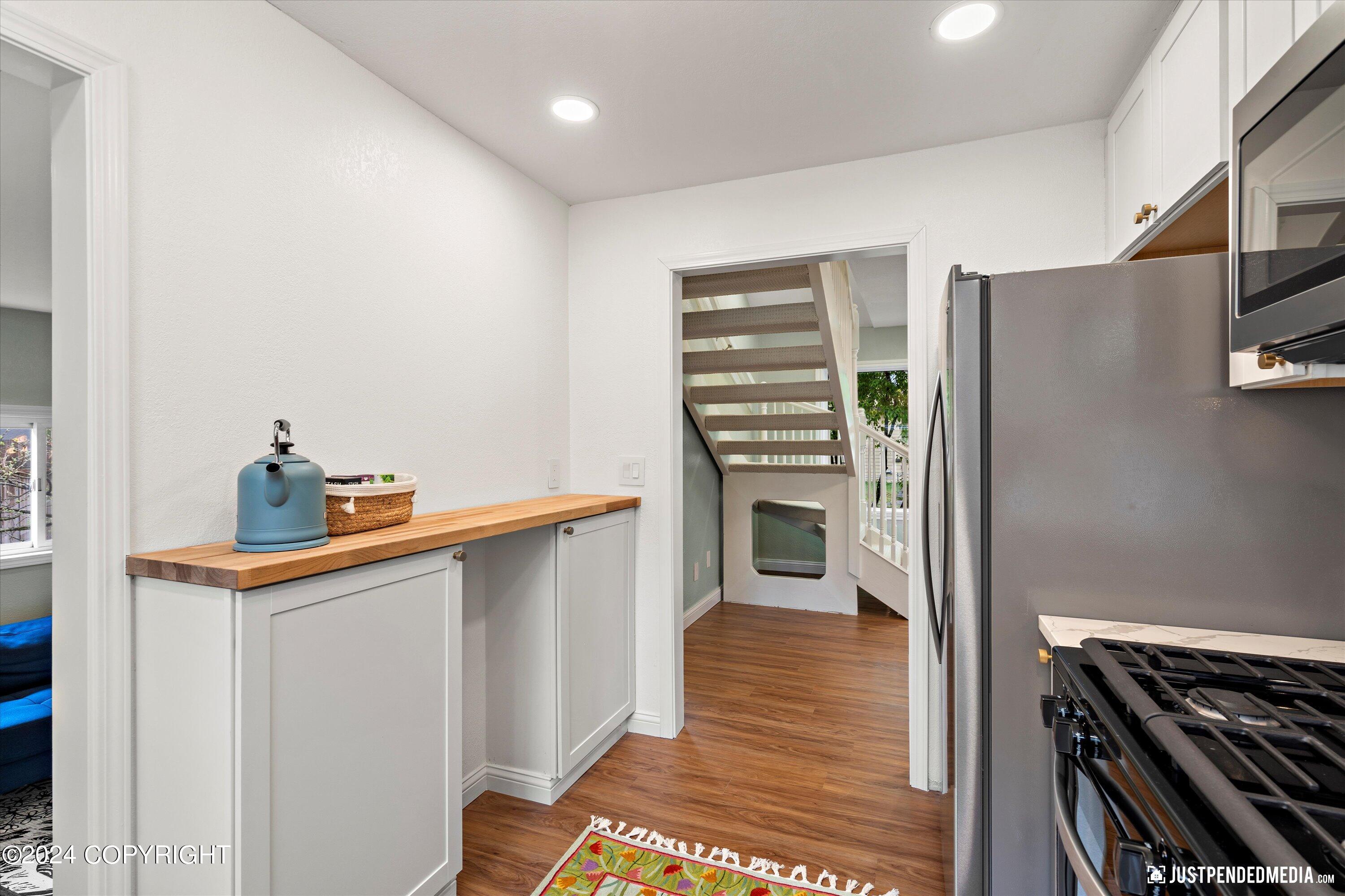 1547 Airport Heights Drive