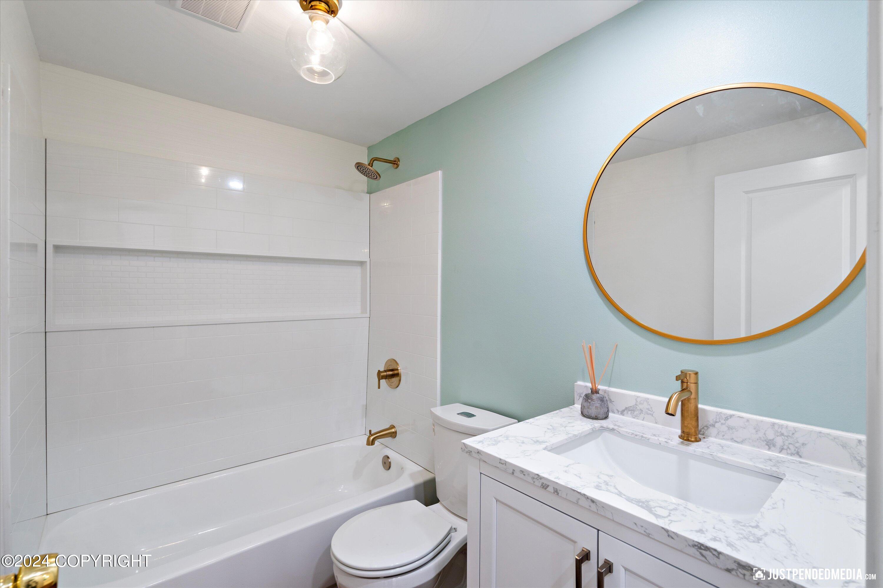 1547 Airport Heights Drive