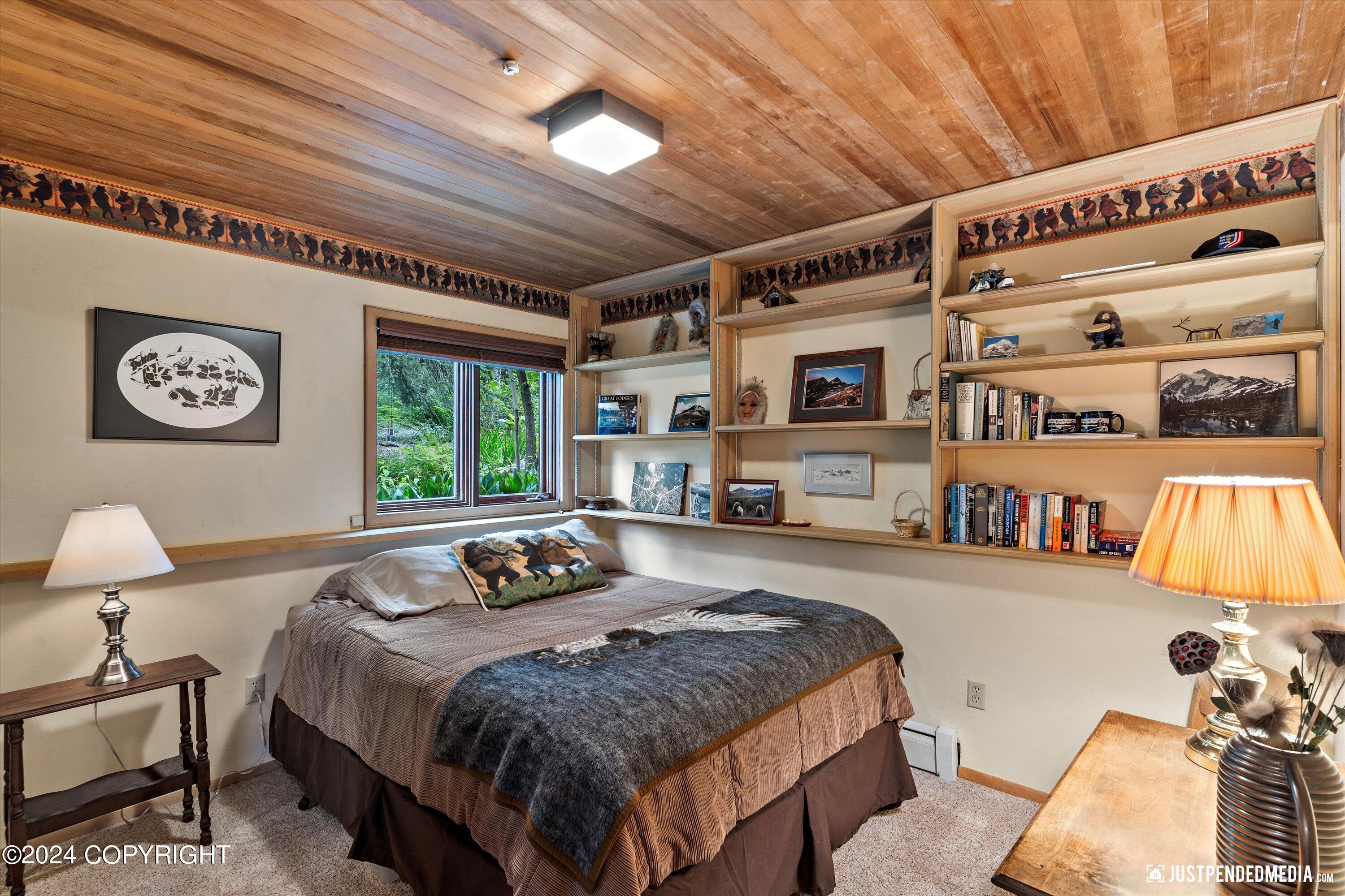 6851 Round Tree Circle