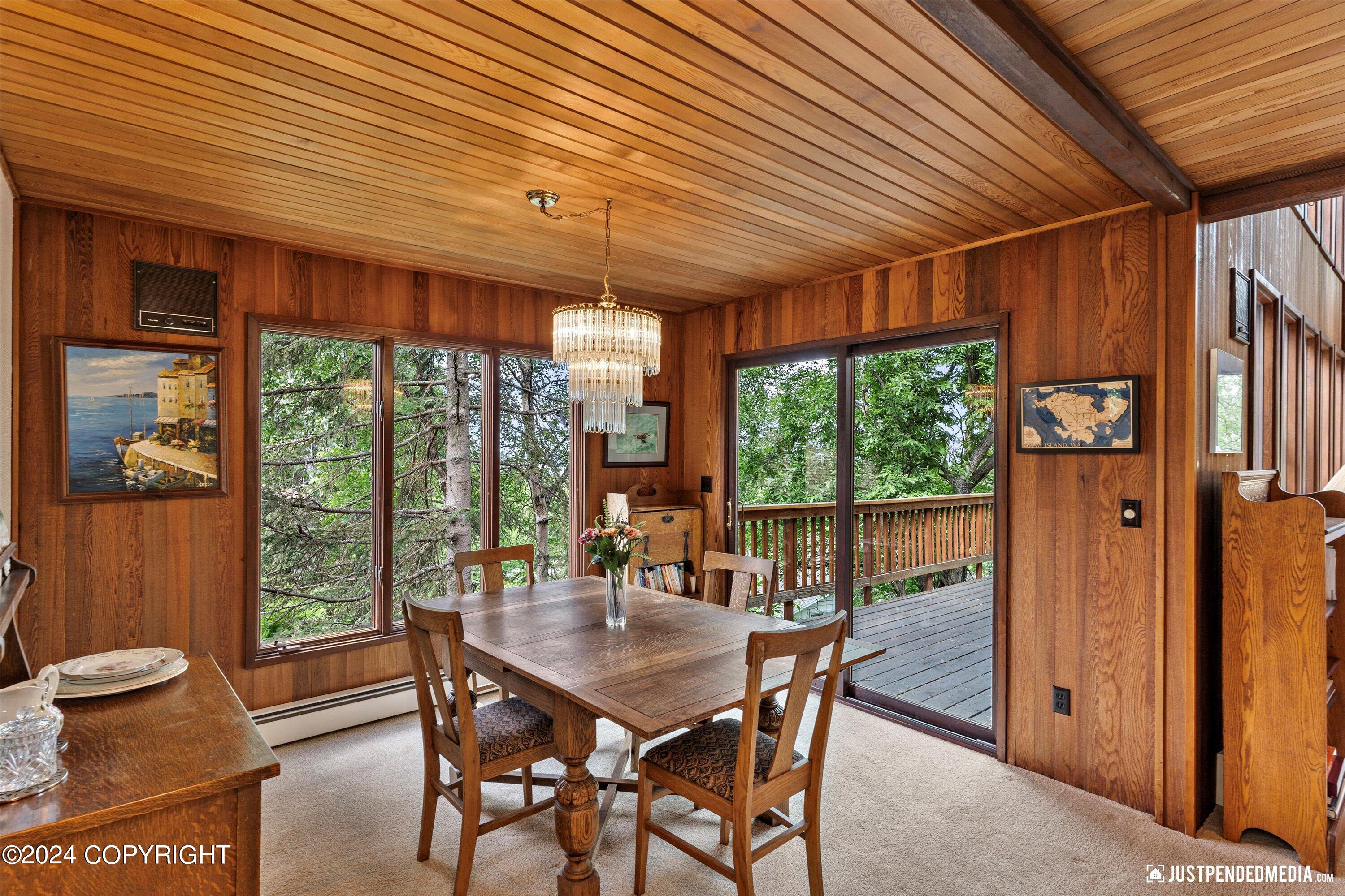 6851 Round Tree Circle