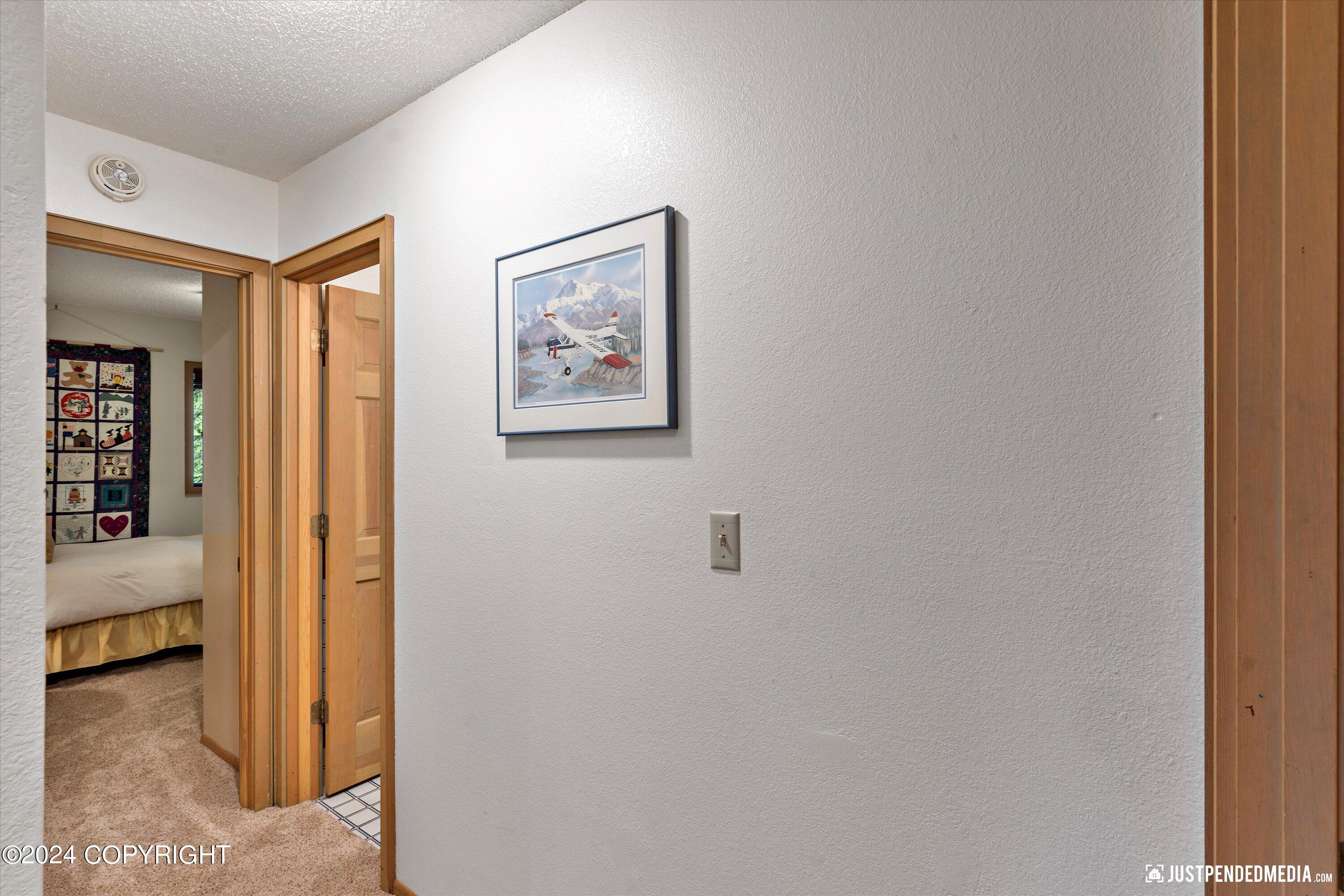 6851 Round Tree Circle