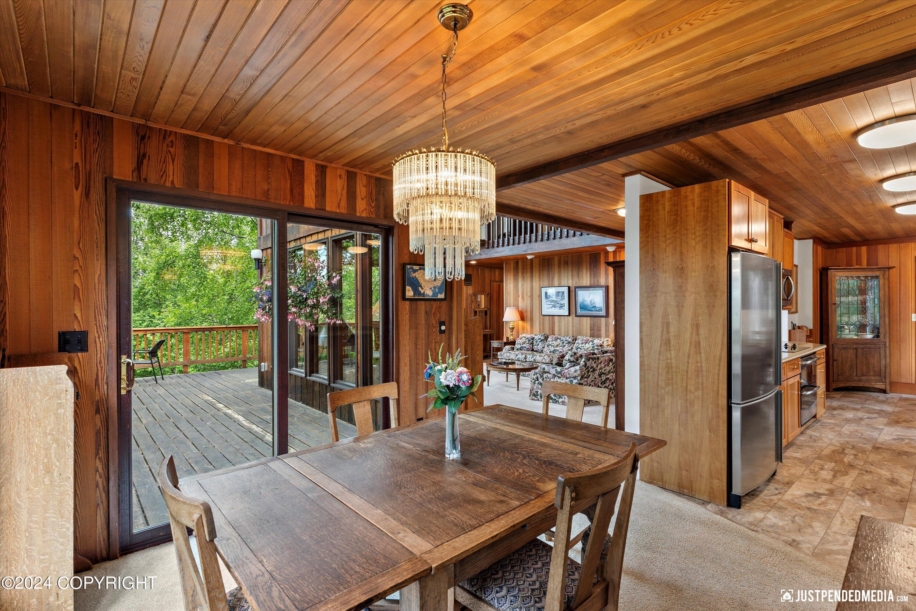 6851 Round Tree Circle