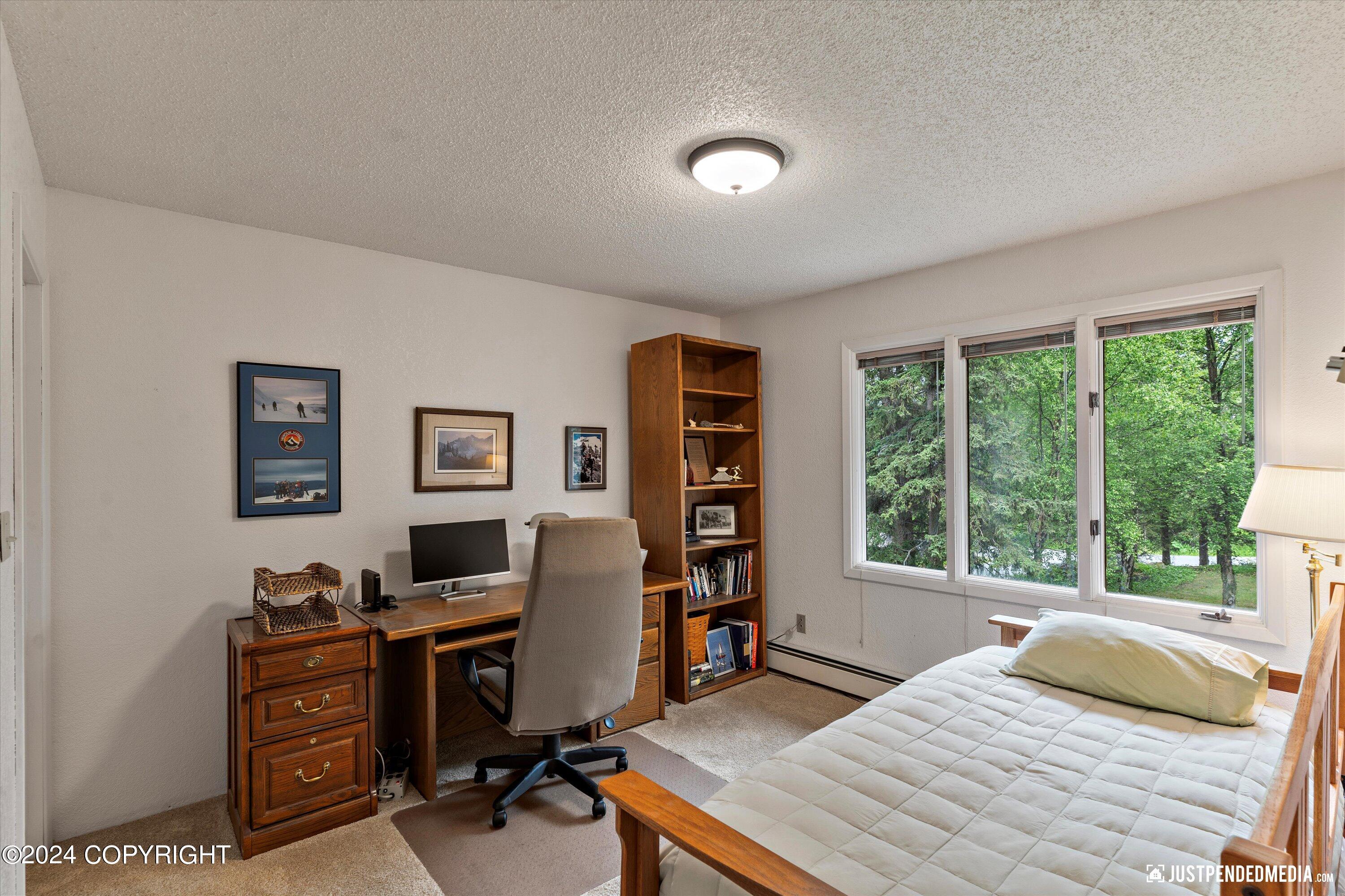 6851 Round Tree Circle