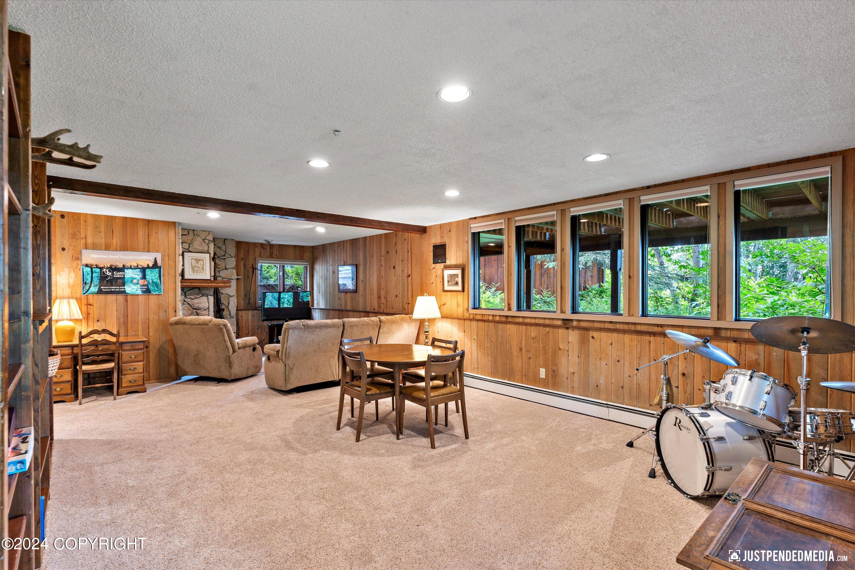 6851 Round Tree Circle