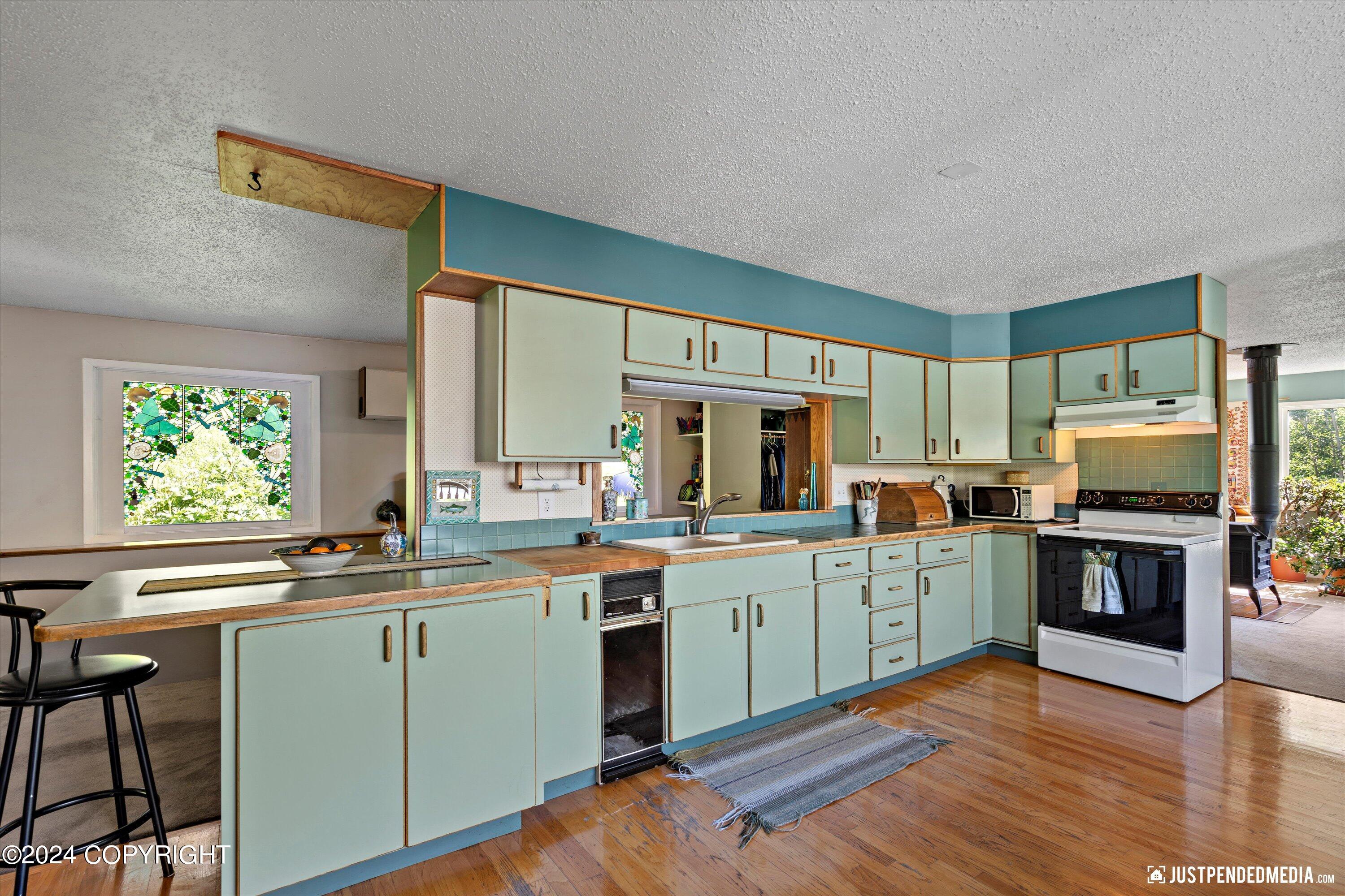 24153 Seward Highway