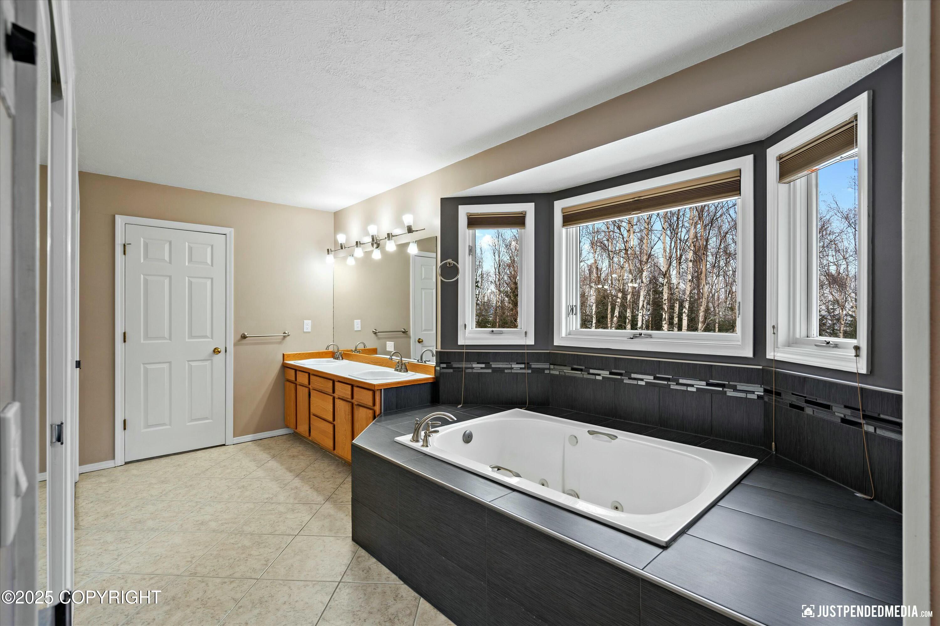 4681 Southpark Bluff Drive