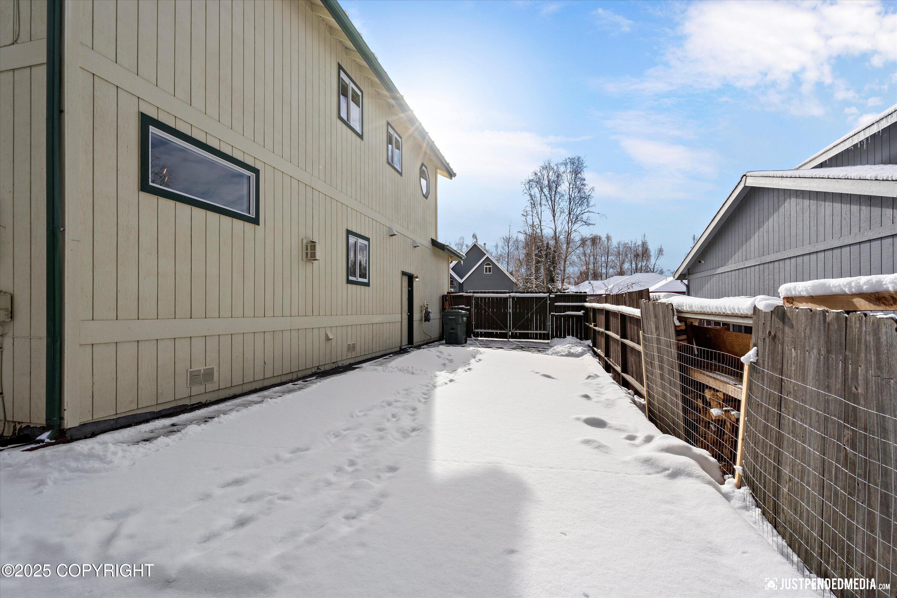 7811 Wildbrook Court