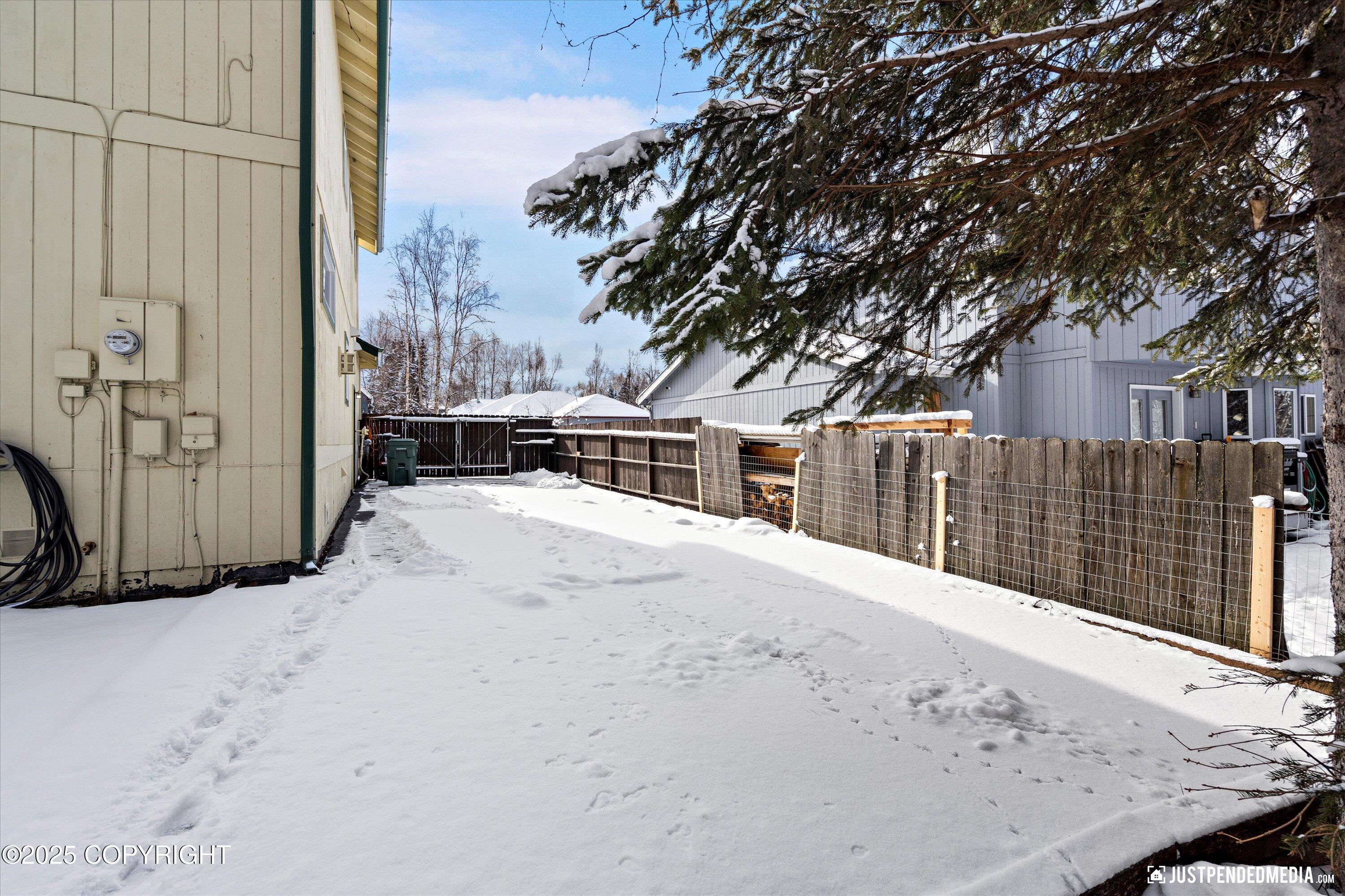 7811 Wildbrook Court