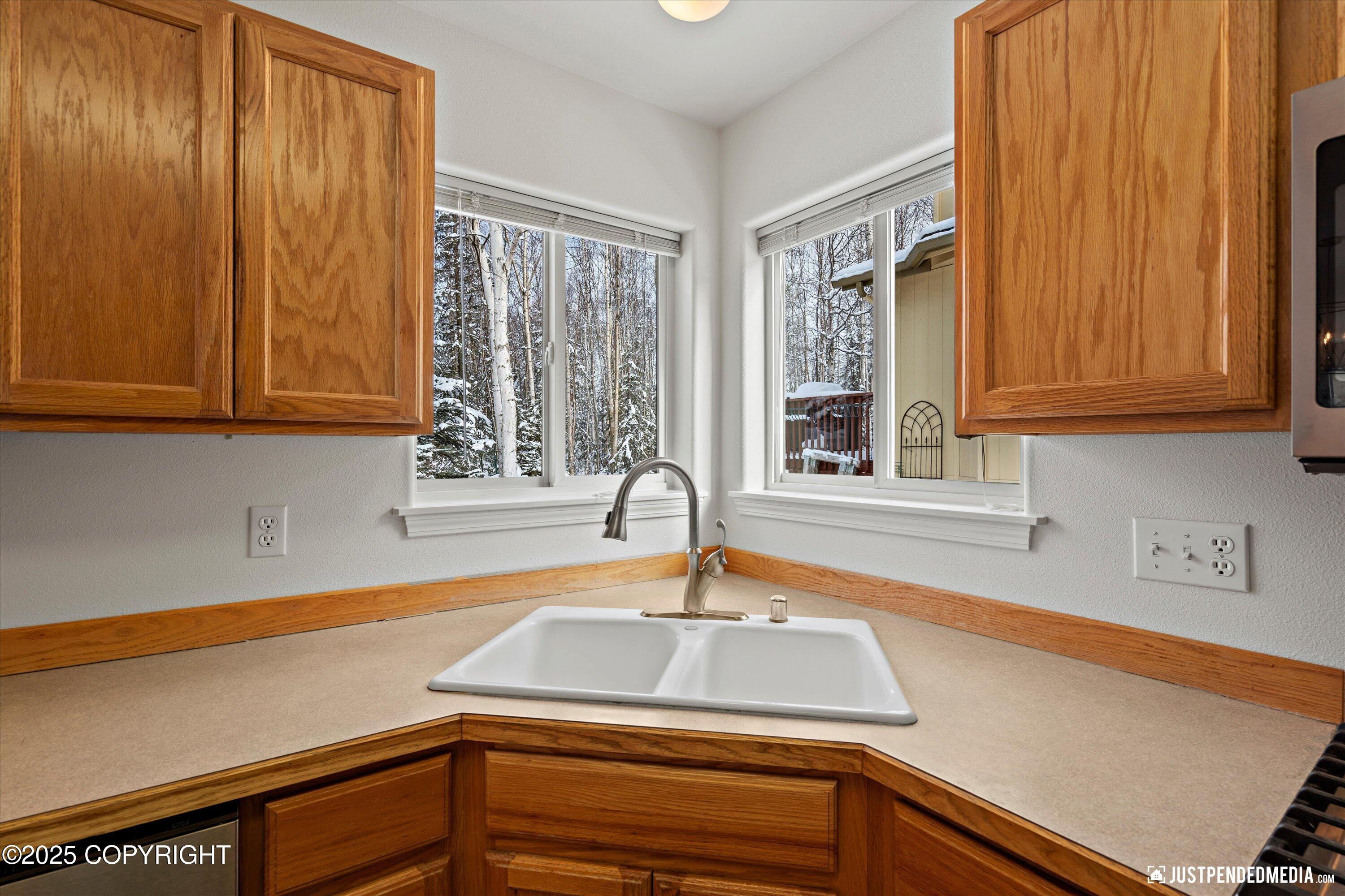 7811 Wildbrook Court