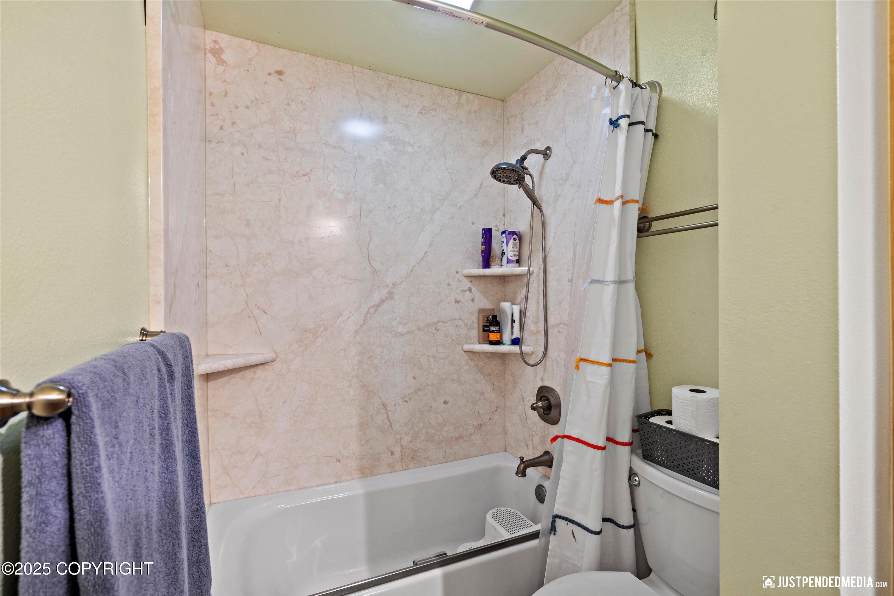 2350 Yorktown Circle