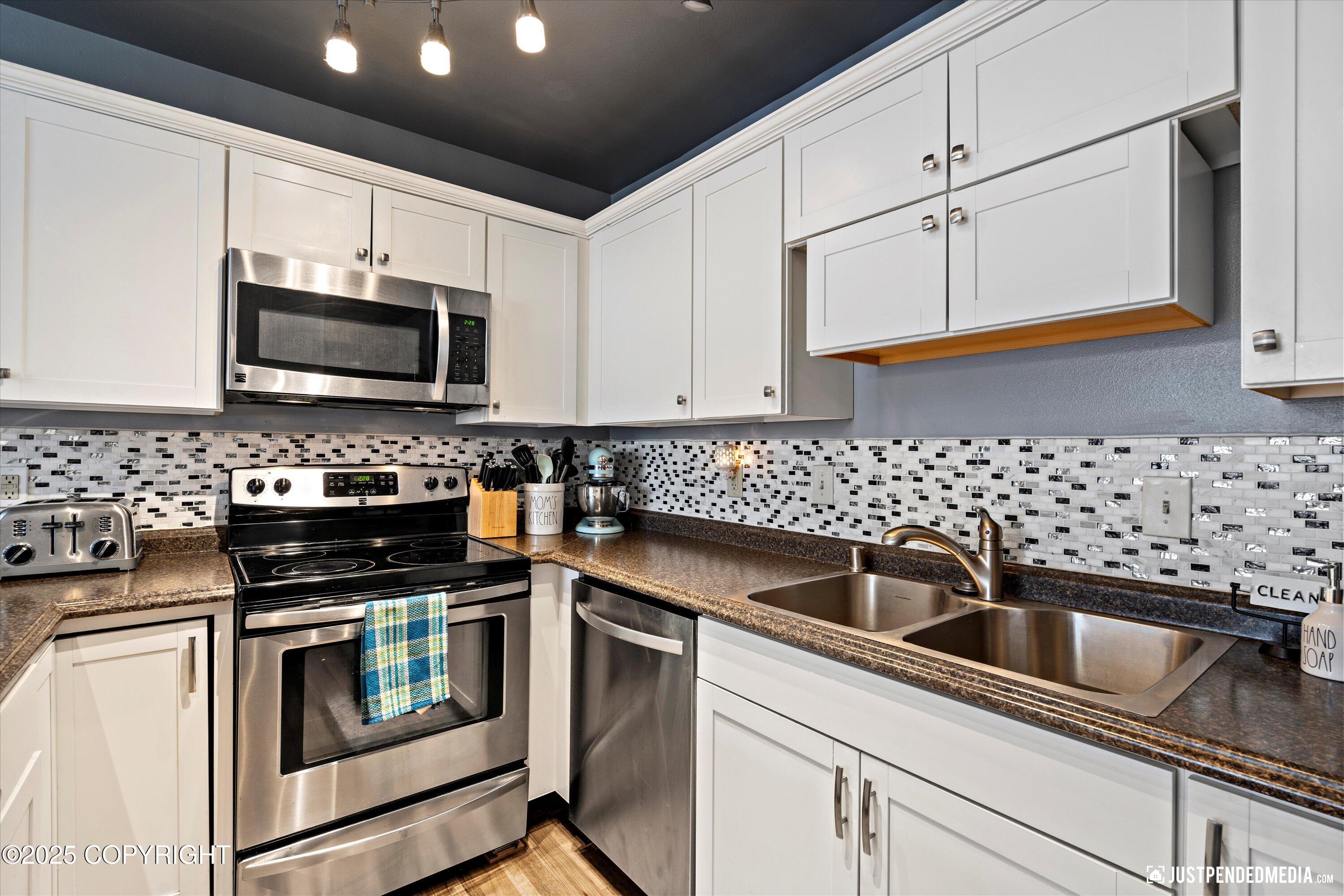 2350 Yorktown Circle