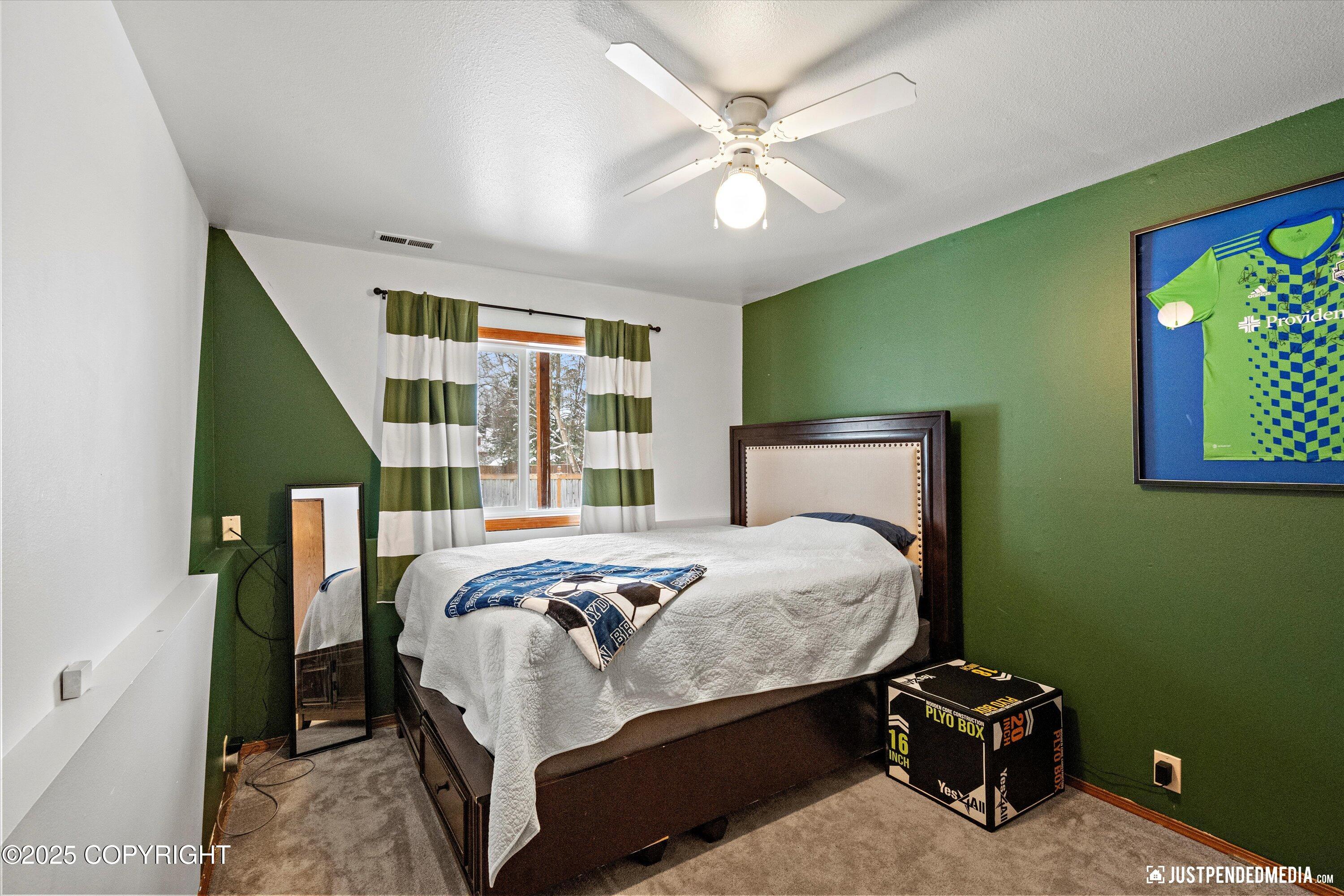 2350 Yorktown Circle