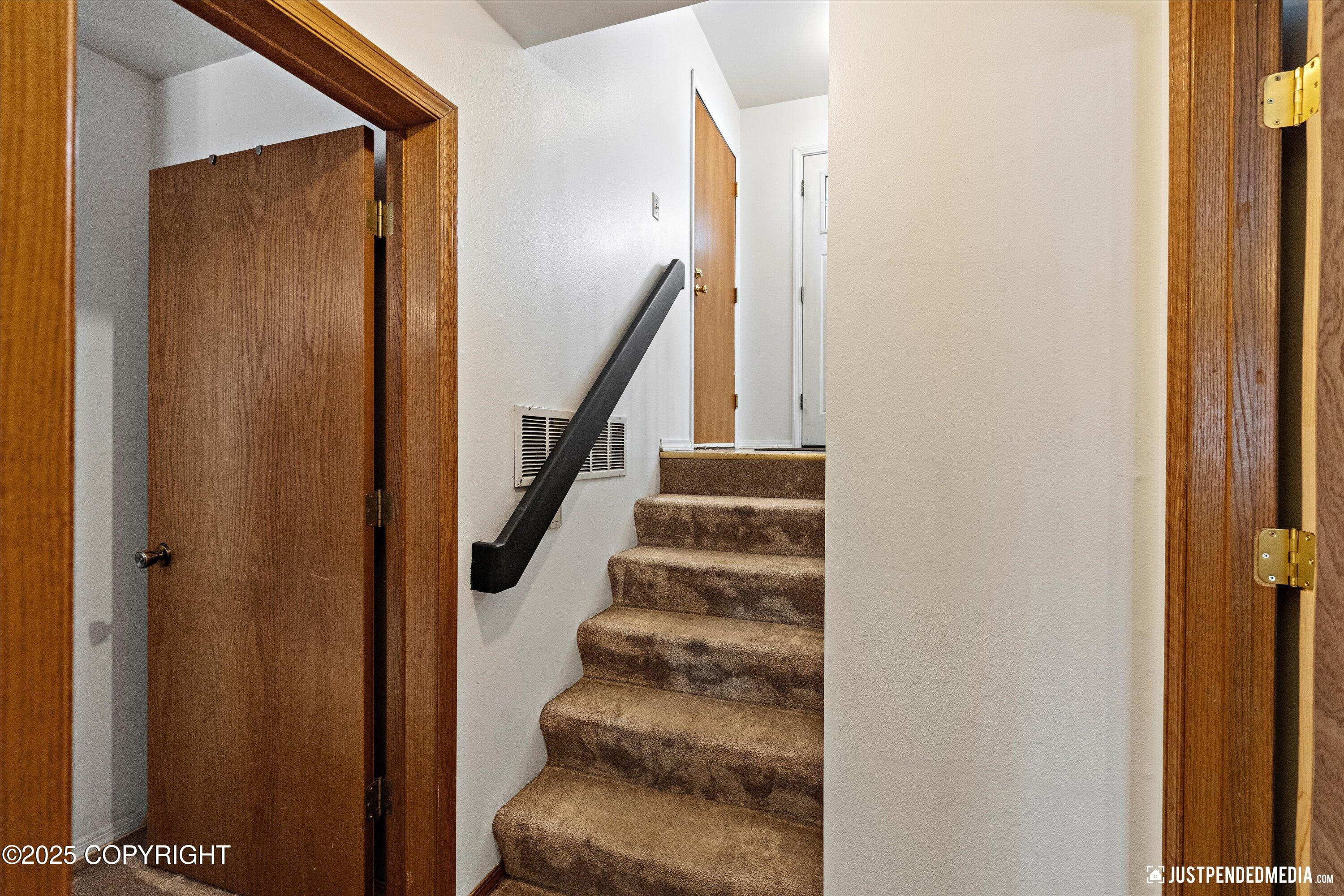 2350 Yorktown Circle