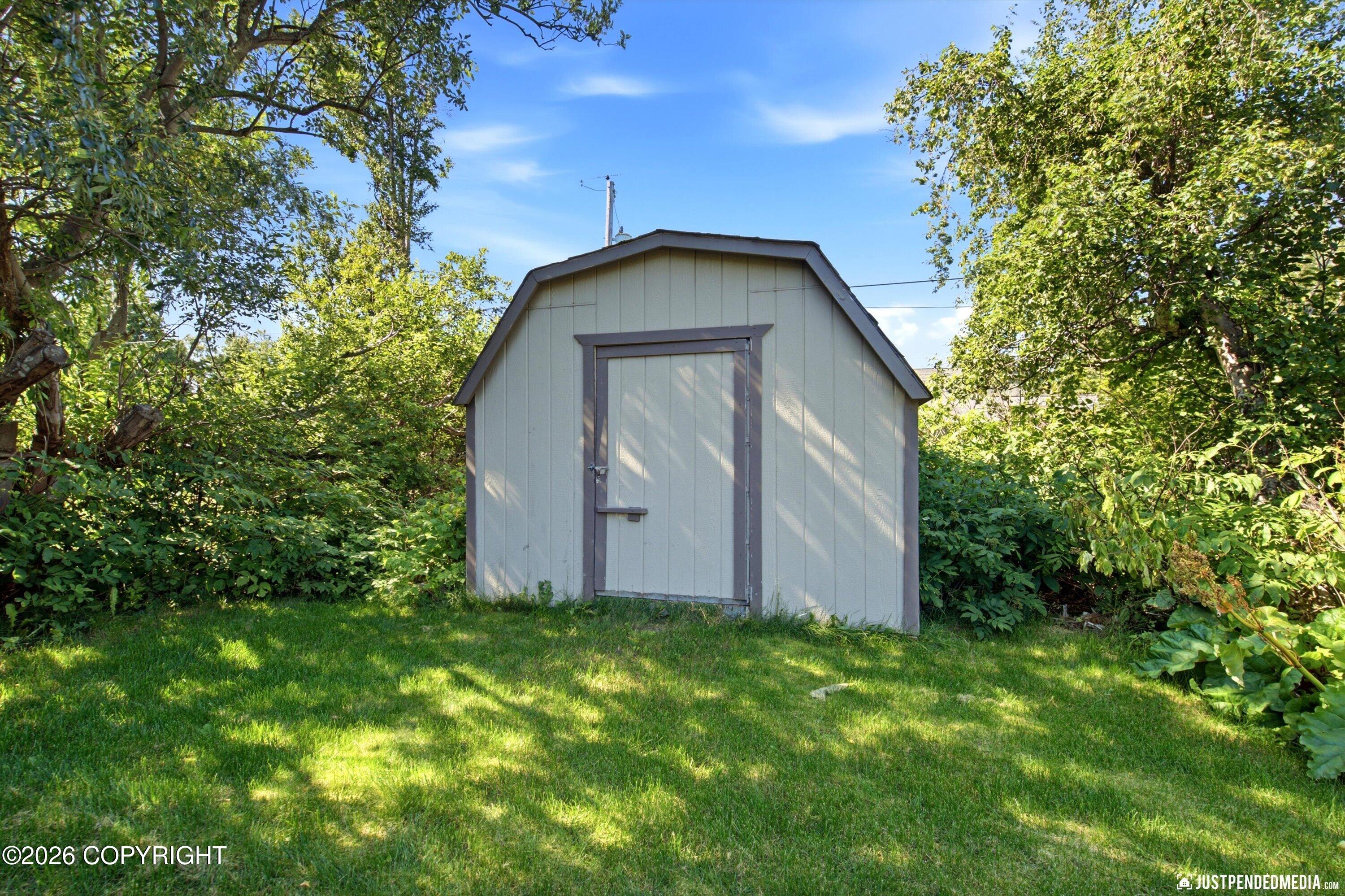 13100 Saunders Road