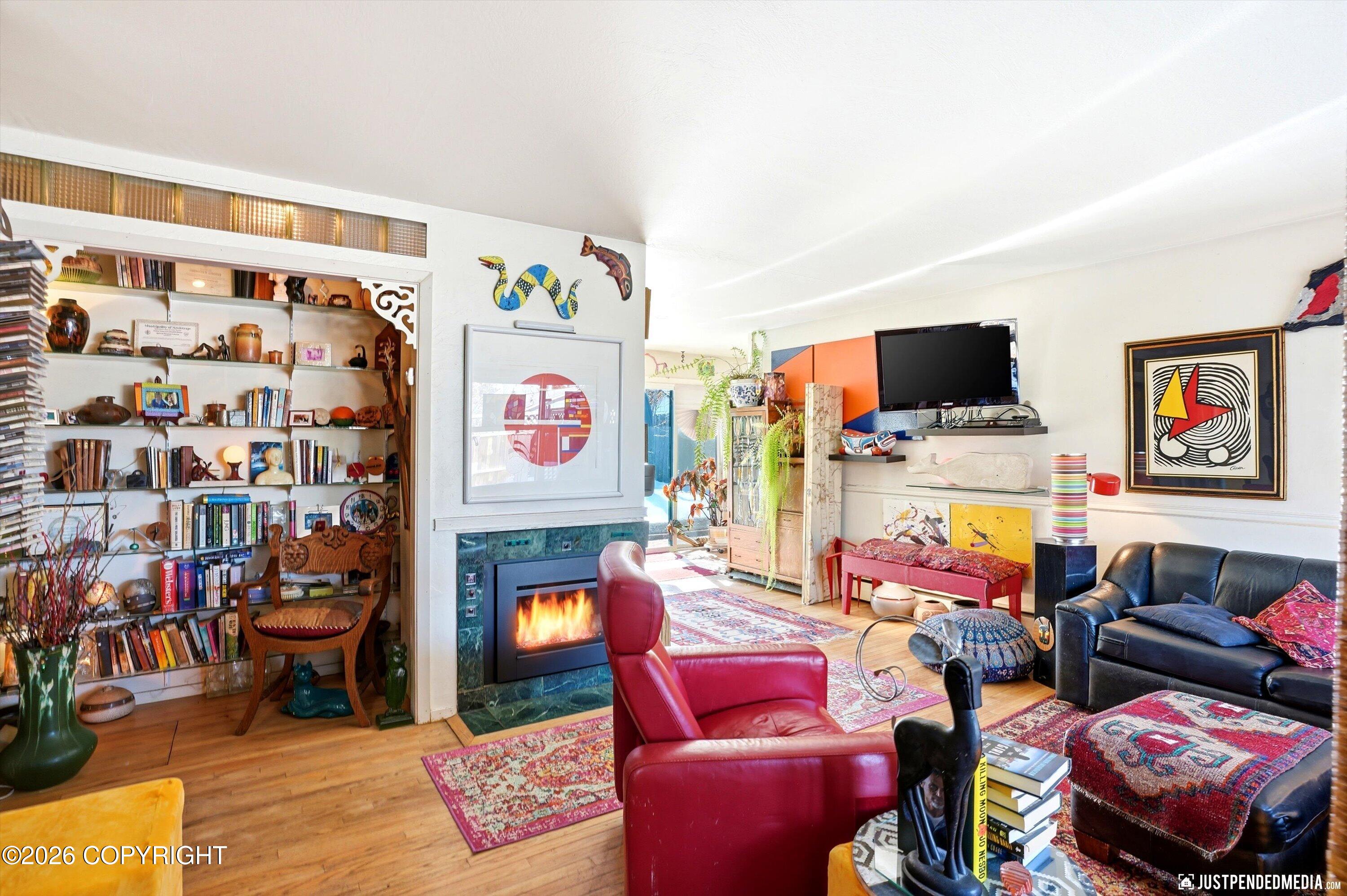4242 Ross Court