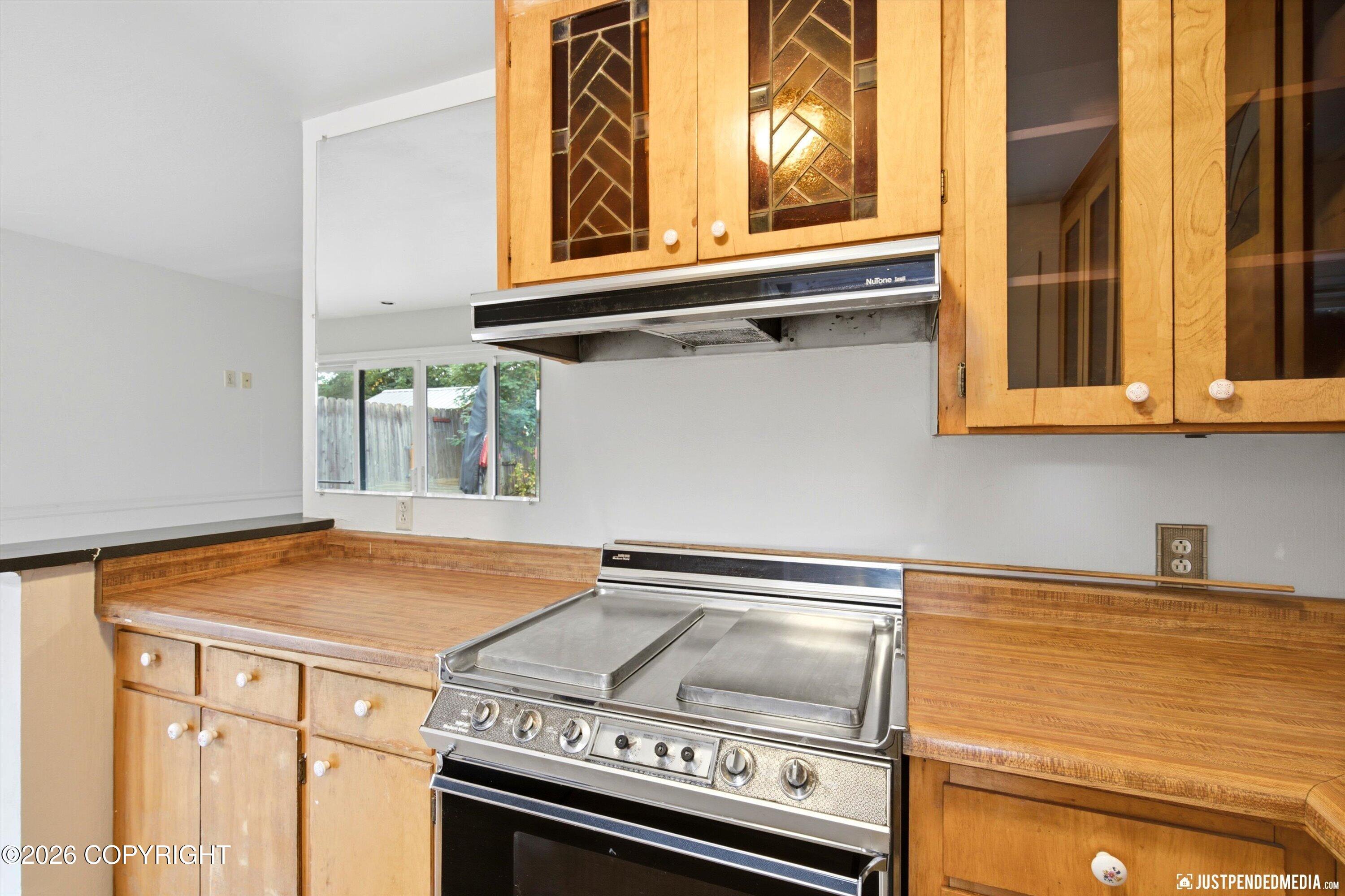 4242 Ross Court
