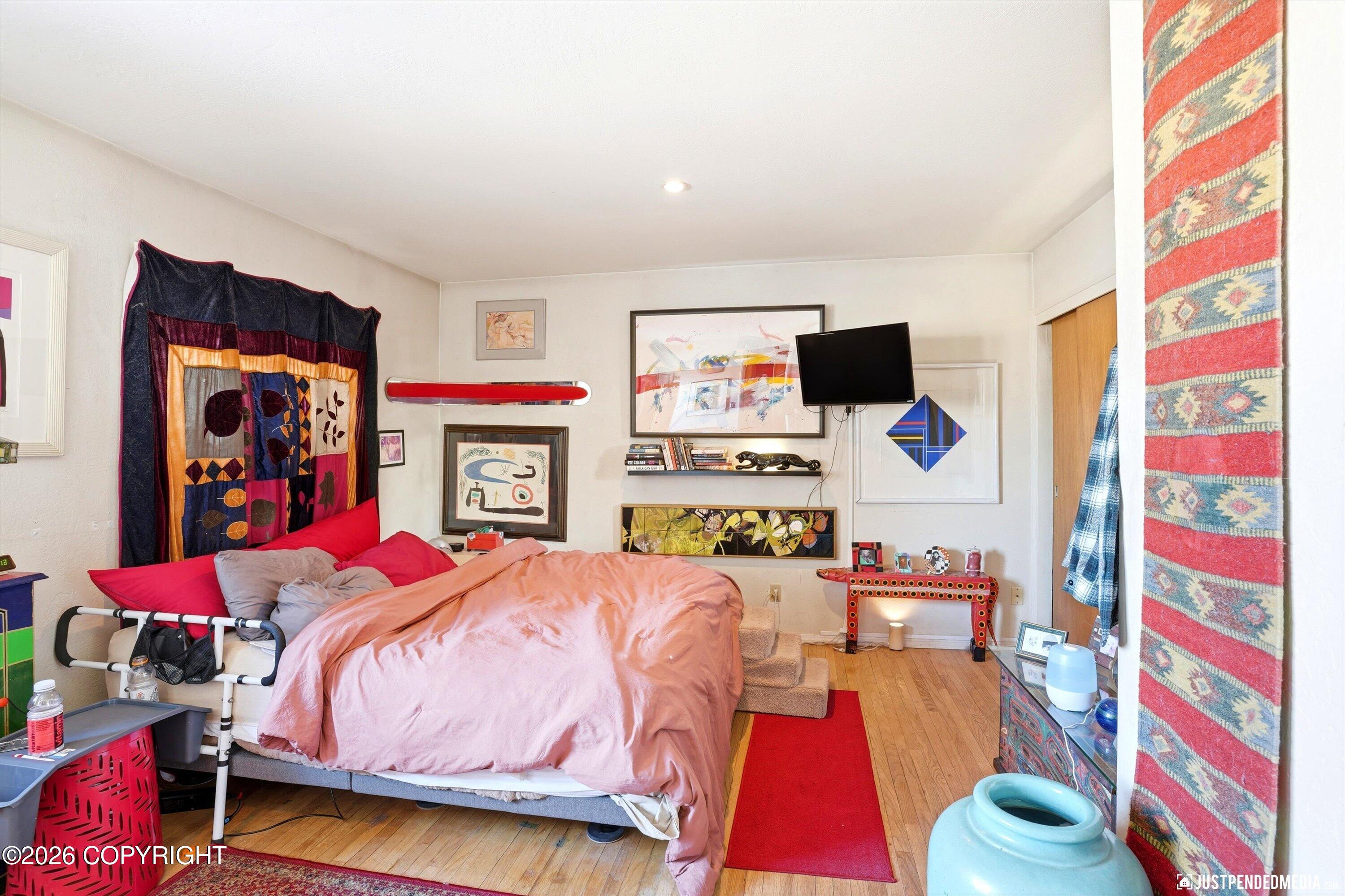 4242 Ross Court