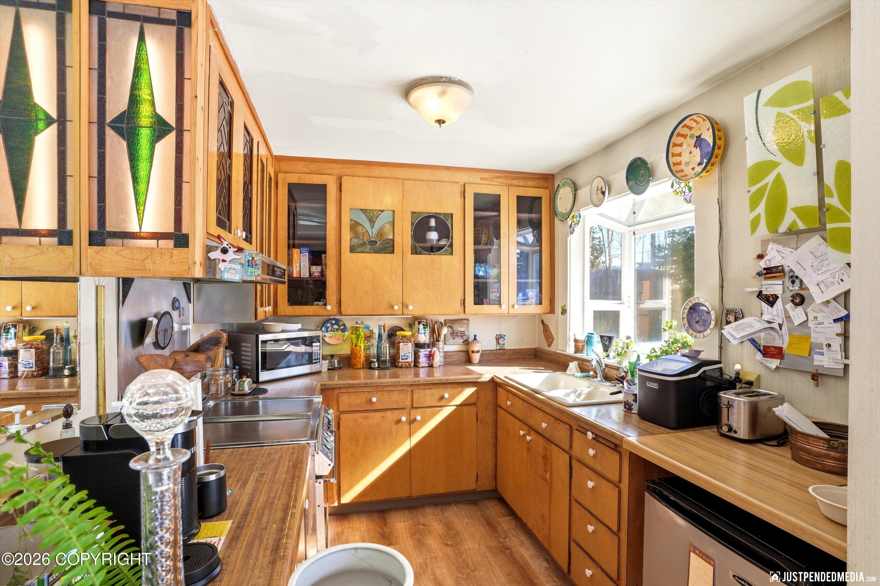 4242 Ross Court