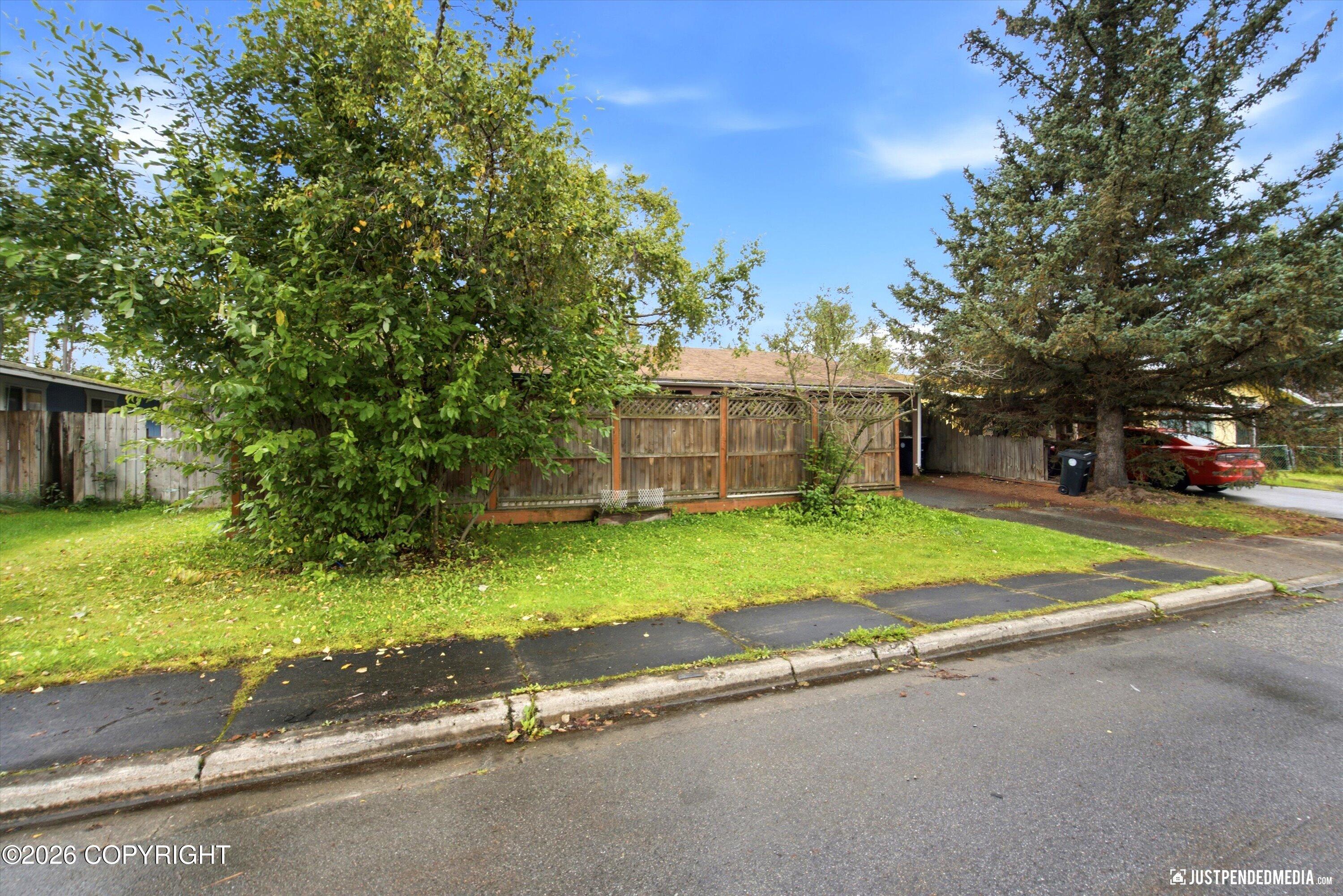 4242 Ross Court