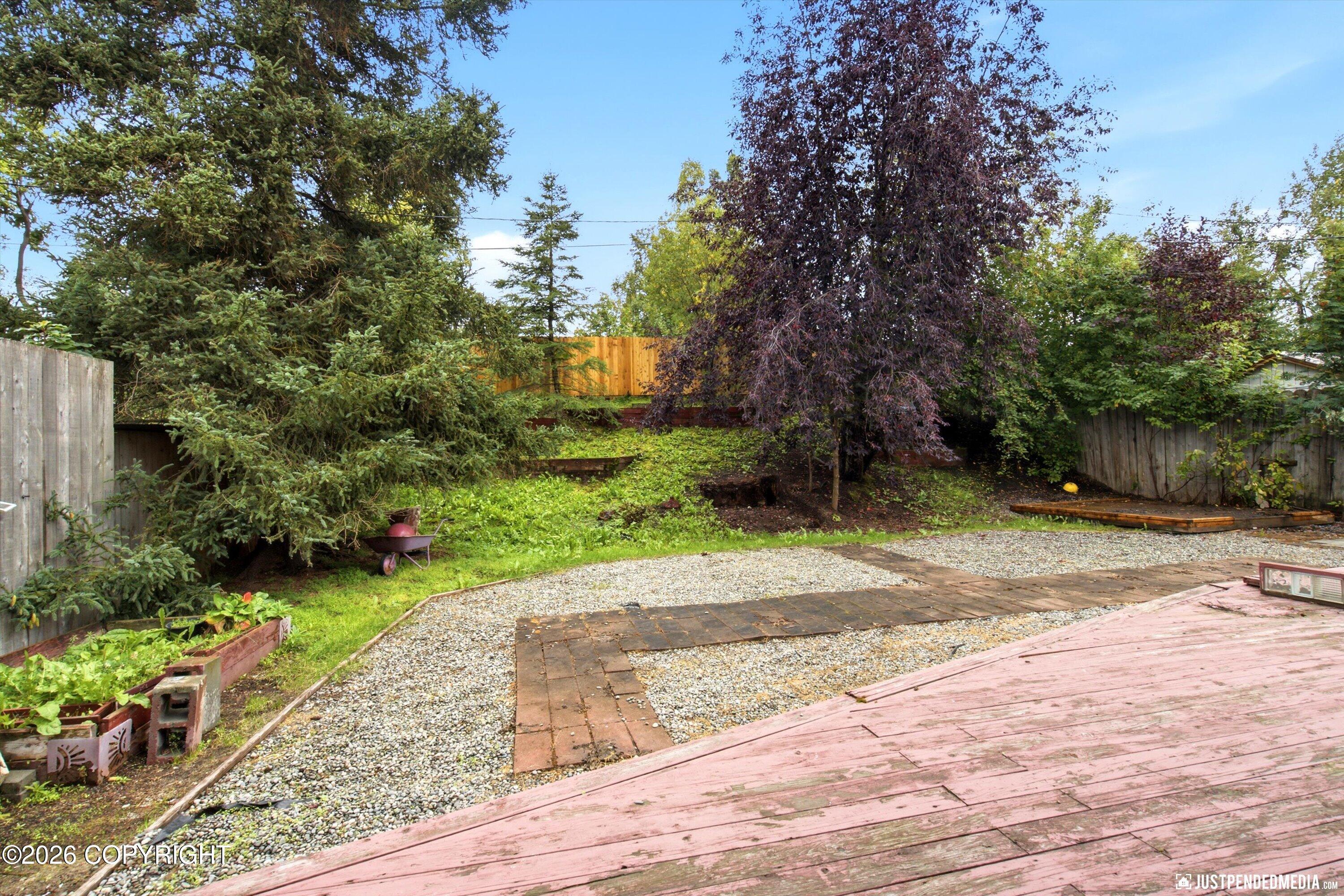 4242 Ross Court