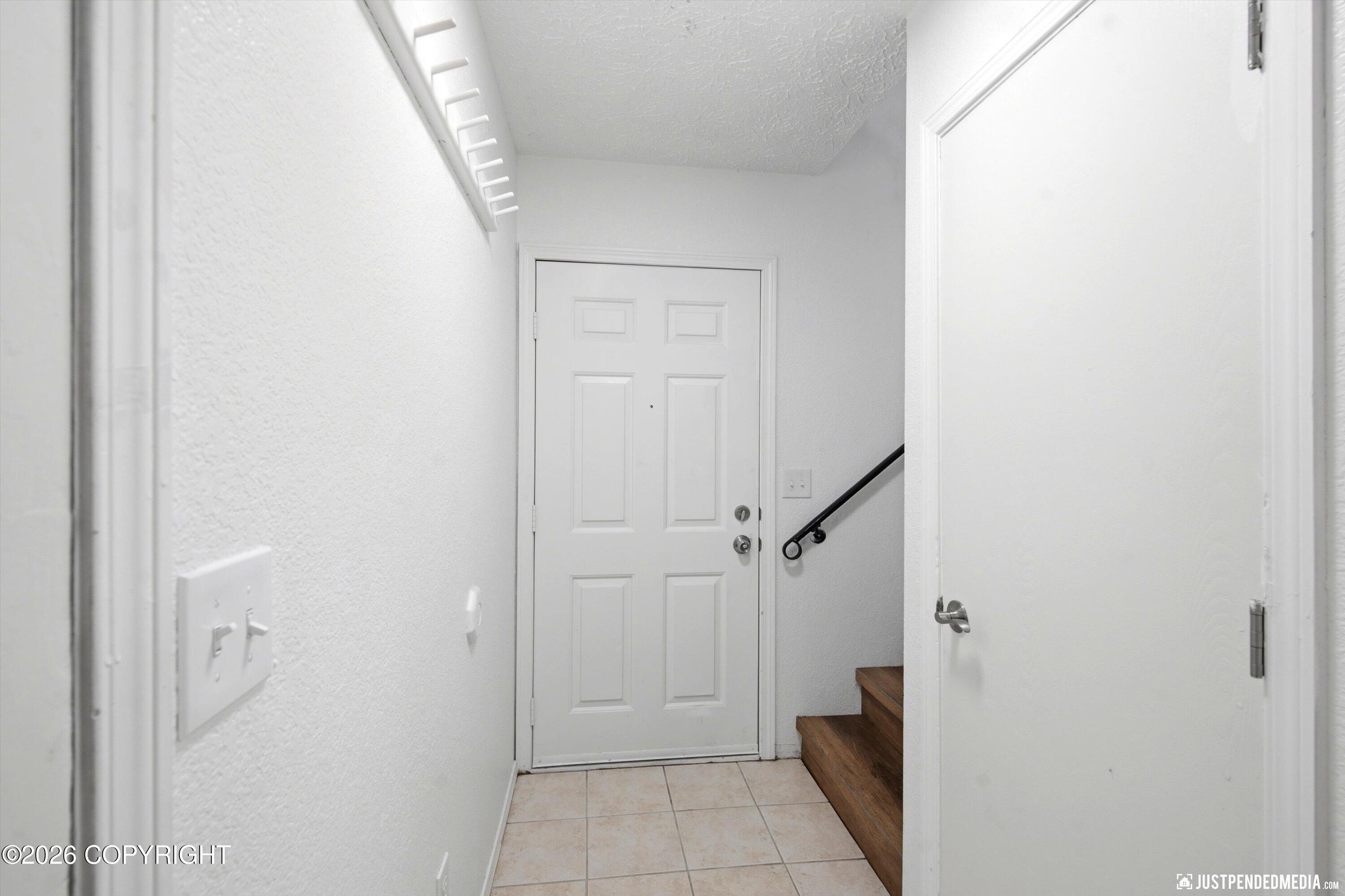 1130 W 71st Court