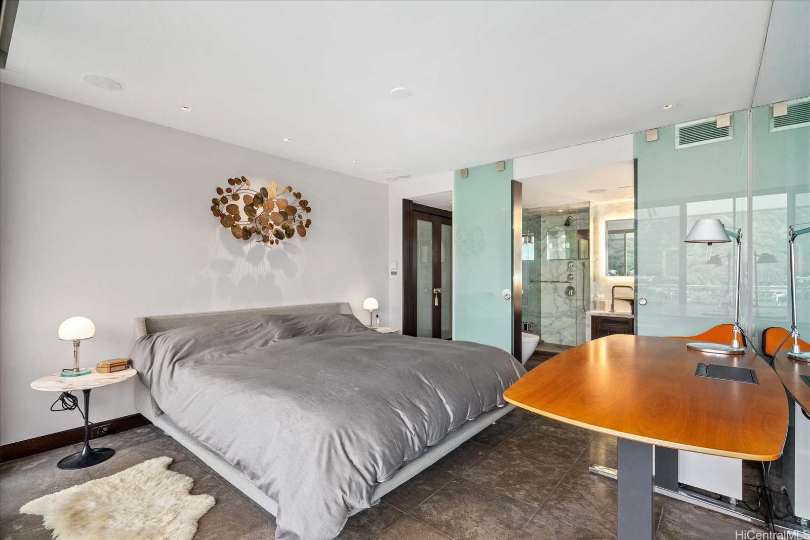 2979 Kalakaua Avenue 904