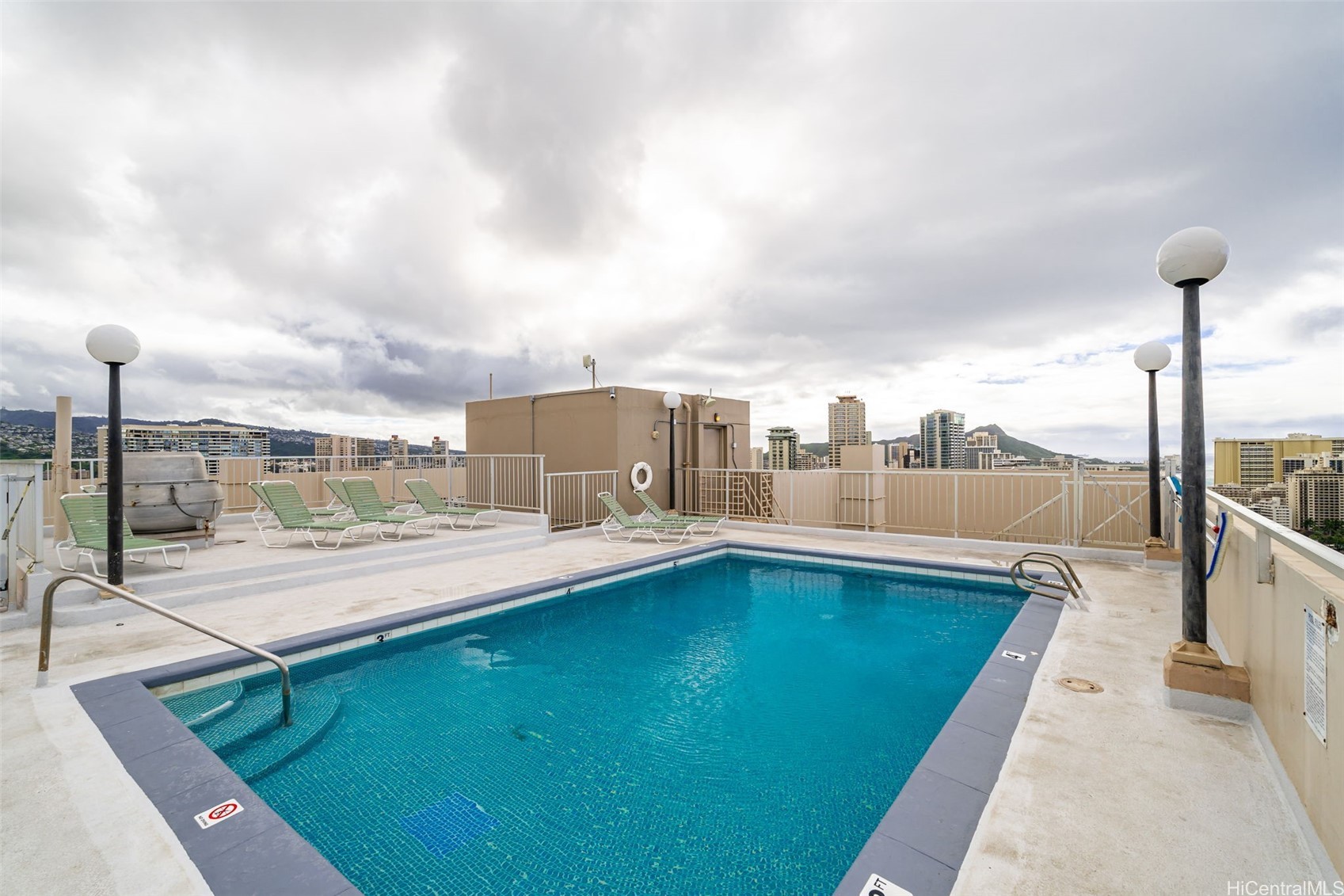 1925 Kalakaua Avenue 1306